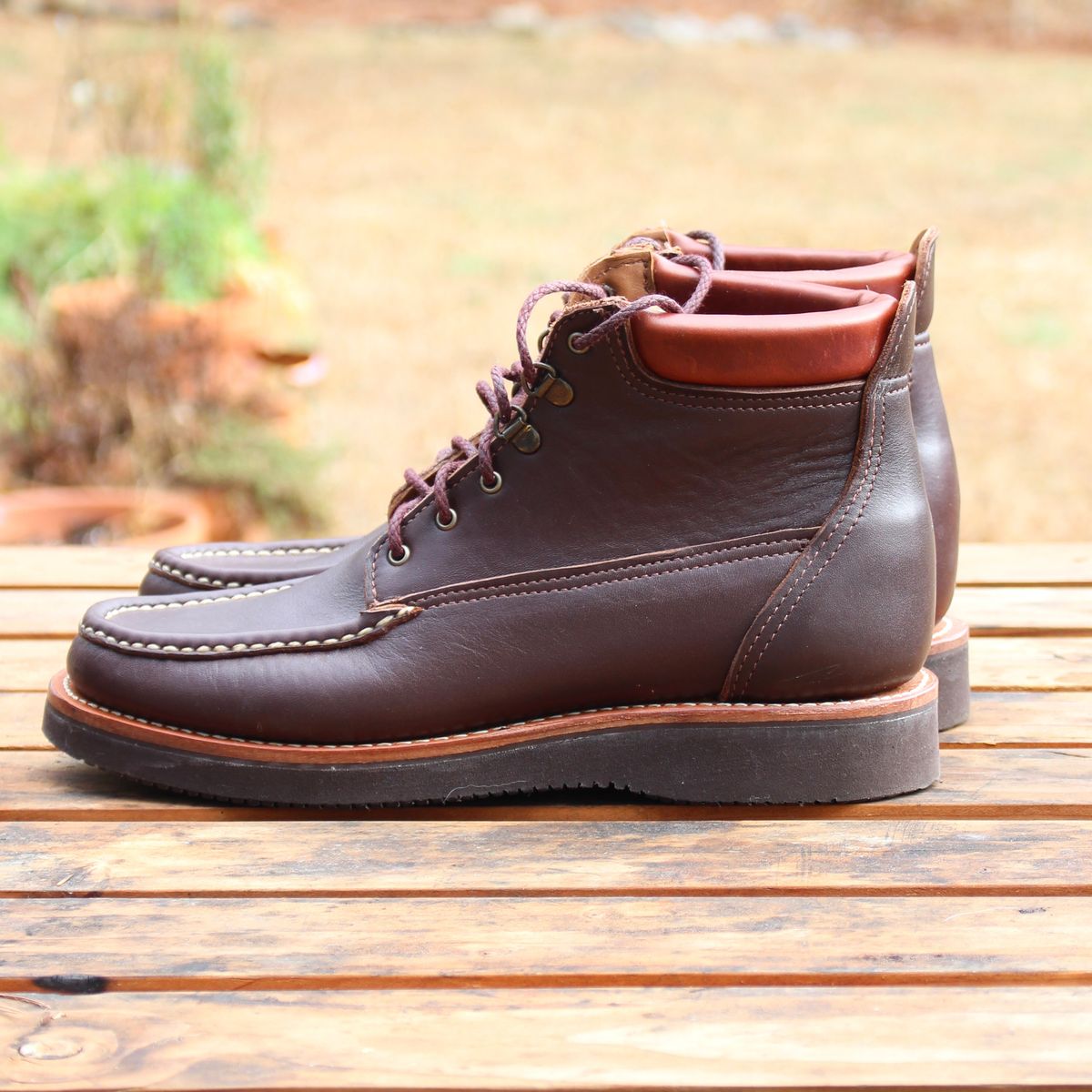 Photo by polishengineering on January 3, 2026 of the Russell Moccasin Co. Premier Chukka in Chocolate.