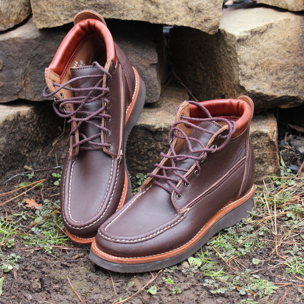 Photo by polishengineering on February 4, 2026 of the Russell Moccasin Co. Premier Chukka in Chocolate.