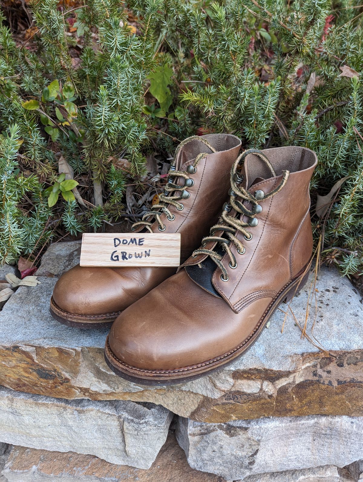 Photo by polishengineering on November 4, 2023 of the Oak Street Bootmakers Field Boot in Horween Natural Chromexcel.