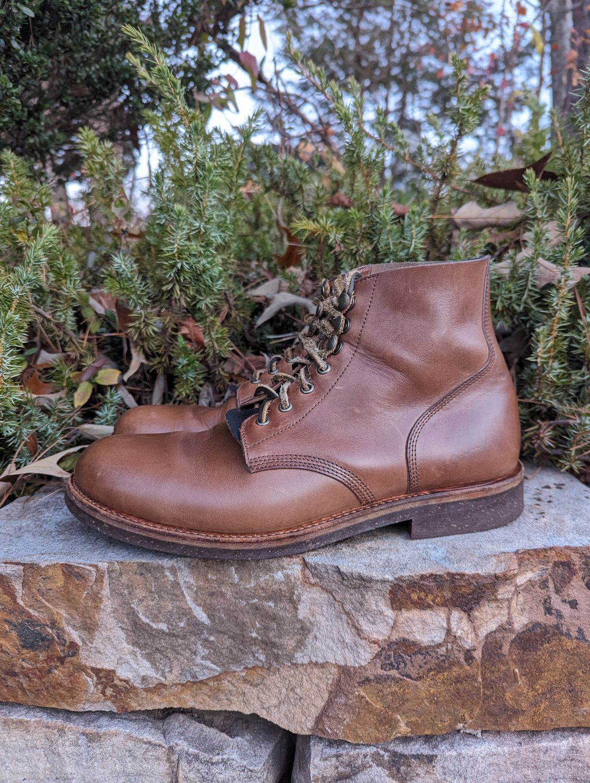 Photo by polishengineering on December 5, 2023 of the Oak Street Bootmakers Field Boot in Horween Natural Chromexcel.