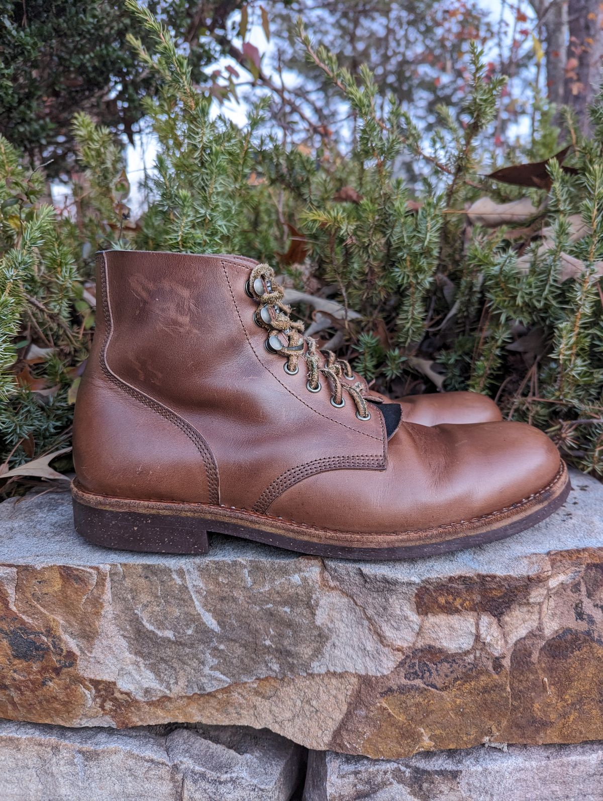 Photo by polishengineering on December 5, 2023 of the Oak Street Bootmakers Field Boot in Horween Natural Chromexcel.
