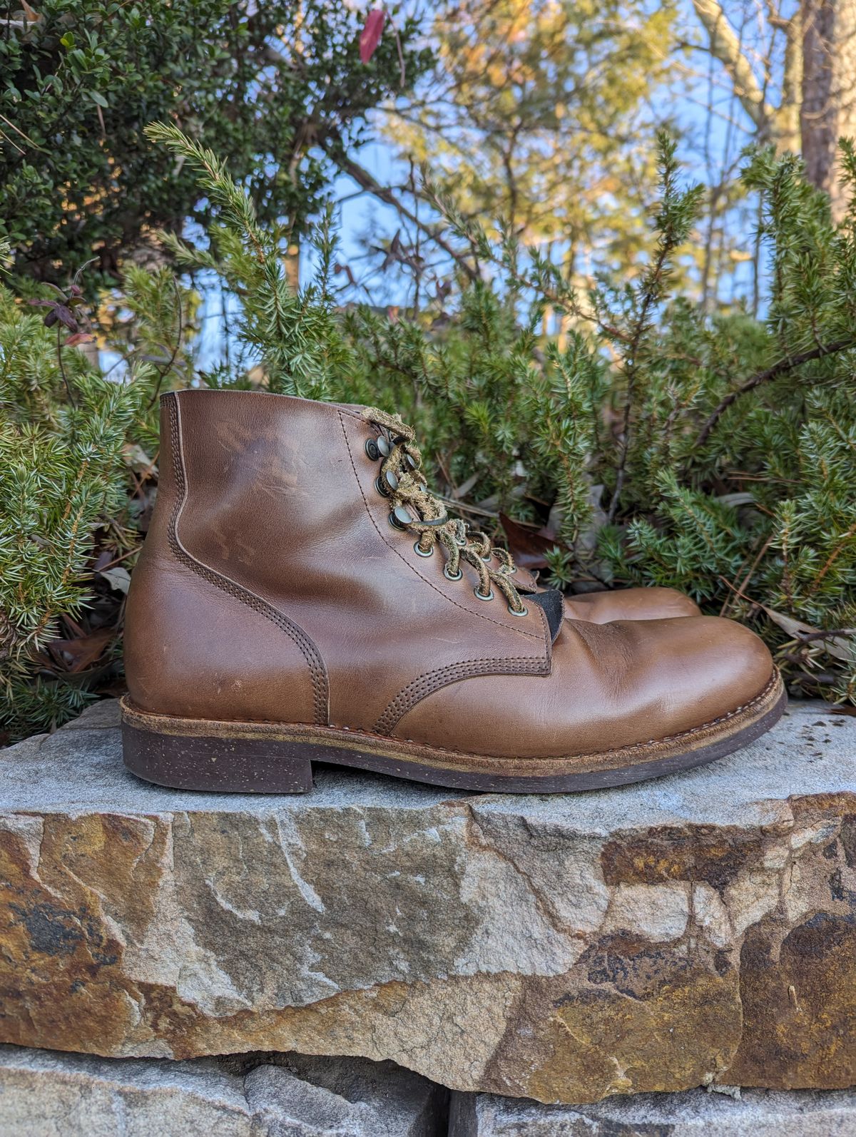Photo by polishengineering on January 4, 2024 of the Oak Street Bootmakers Field Boot in Horween Natural Chromexcel.