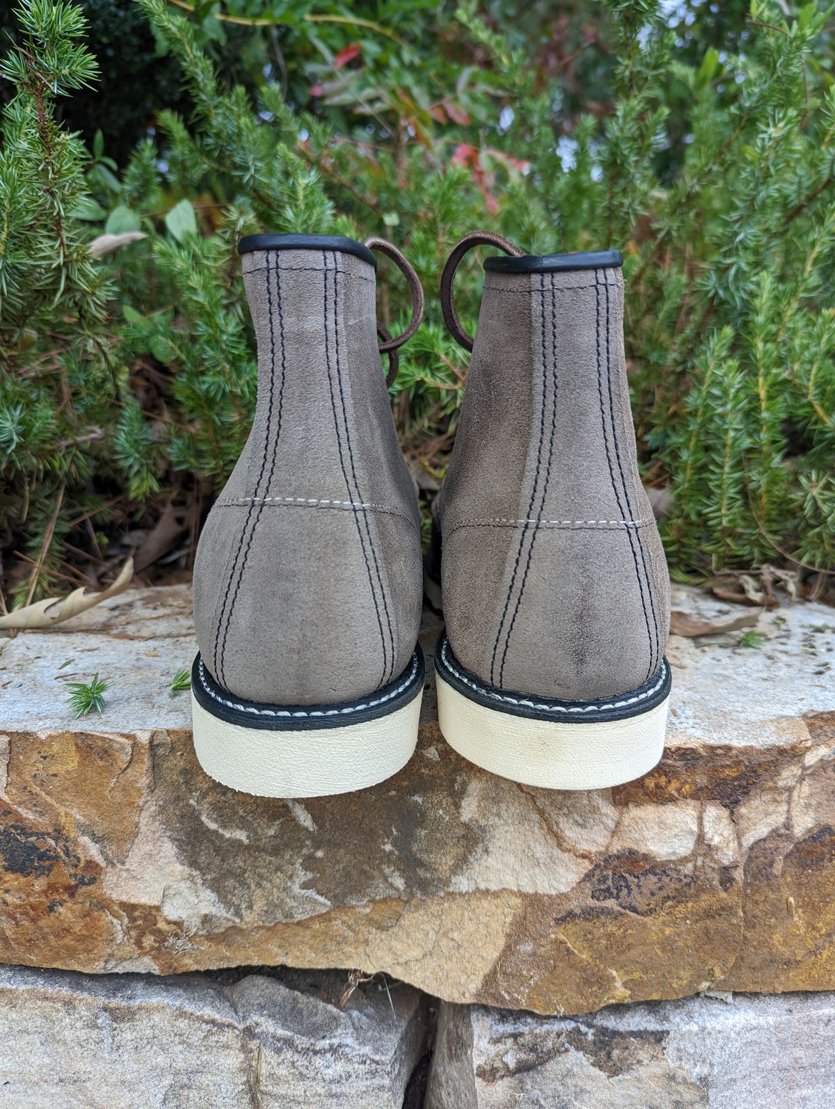 Photo by polishengineering on October 1, 2022 of the Red Wing 6-Inch Classic Moc in S.B. Foot Slate Muleskinner.