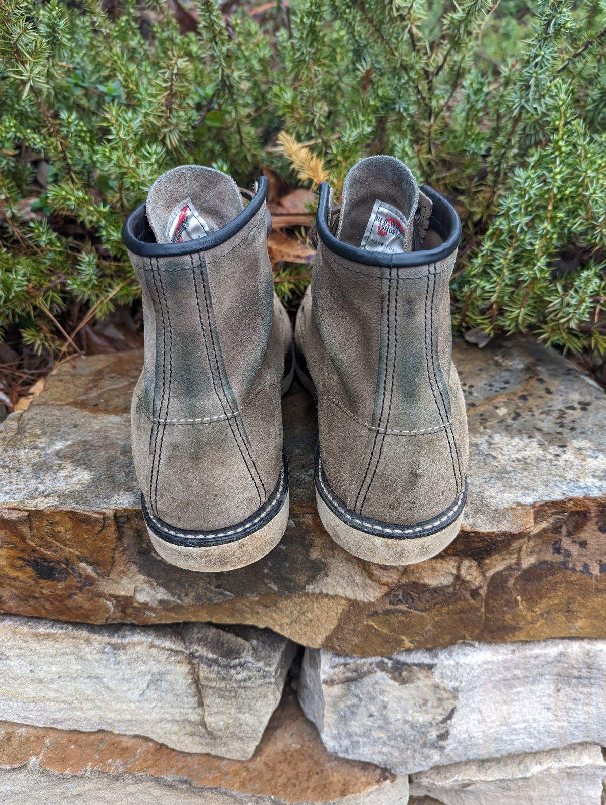 Photo by polishengineering on March 2, 2023 of the Red Wing 6-Inch Classic Moc in S.B. Foot Slate Muleskinner.