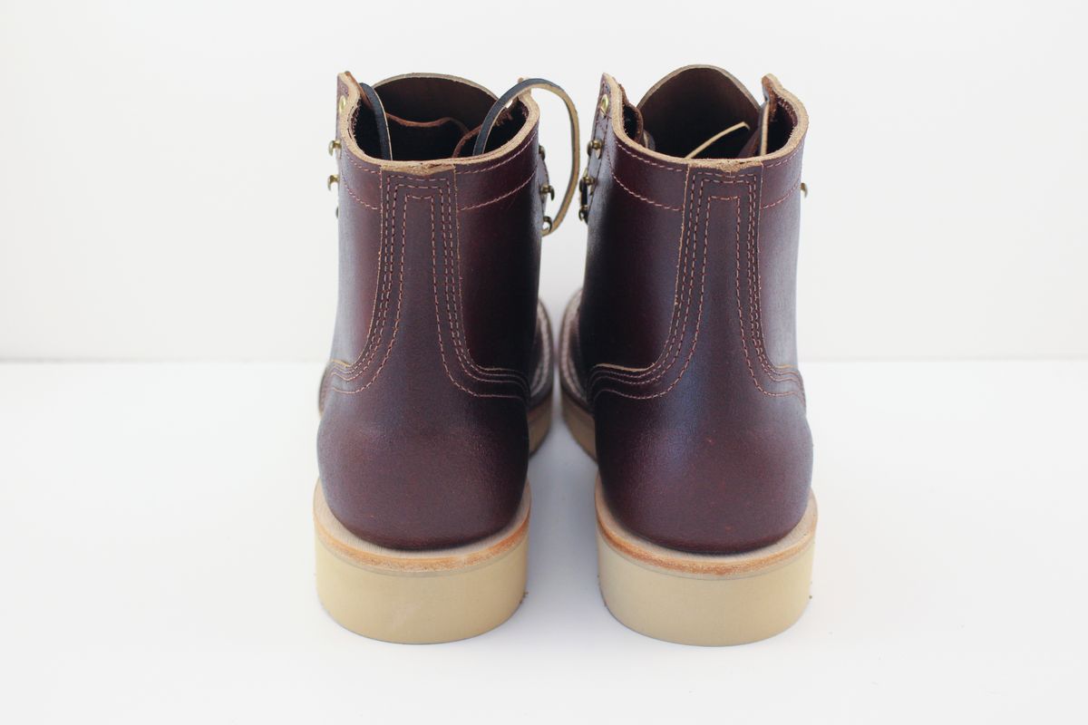 Photo by polishengineering on October 2, 2024 of the Nicks Lace Up Heritage in Horween Tan Waxed Flesh.