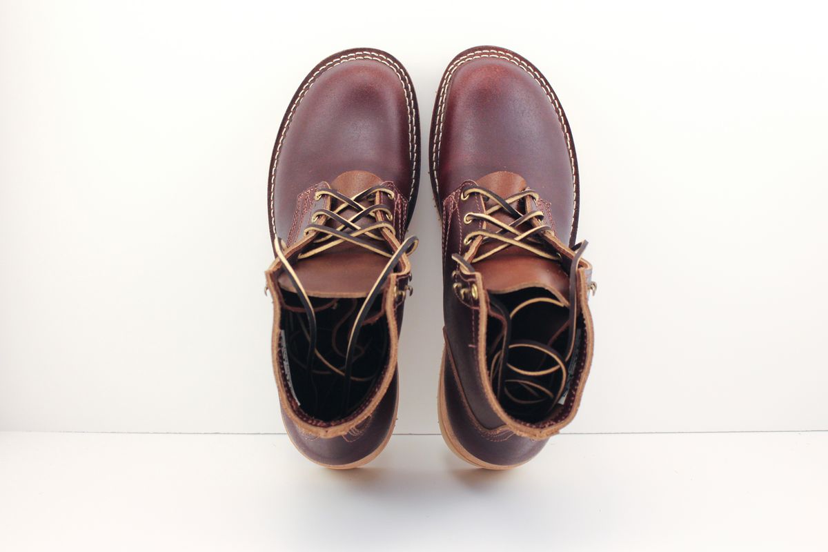Photo by polishengineering on October 2, 2024 of the Nicks Lace Up Heritage in Horween Tan Waxed Flesh.