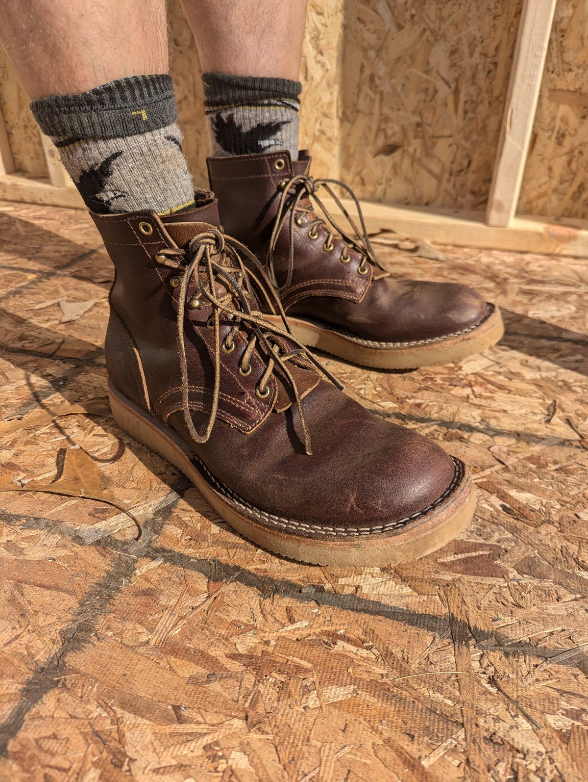 Photo by polishengineering on November 17, 2024 of the Nicks Lace Up Heritage in Horween Tan Waxed Flesh.