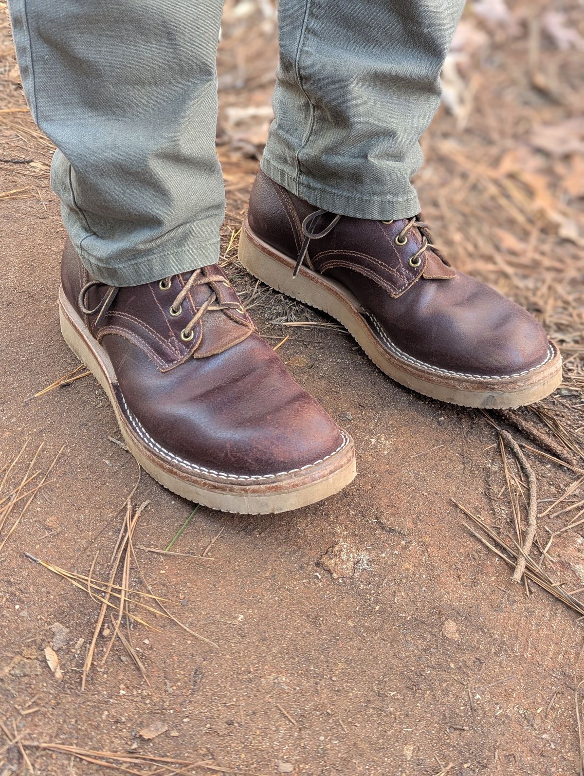 Photo by polishengineering on December 22, 2024 of the Nicks Lace Up Heritage in Horween Tan Waxed Flesh.