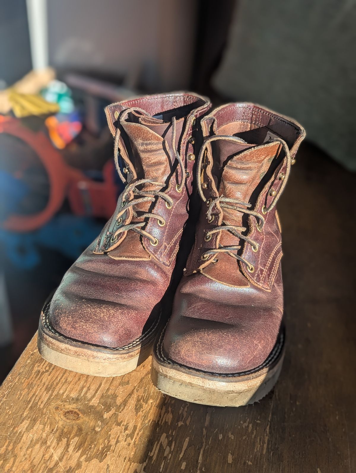 Photo by polishengineering on January 26, 2025 of the Nicks Lace Up Heritage in Horween Tan Waxed Flesh.