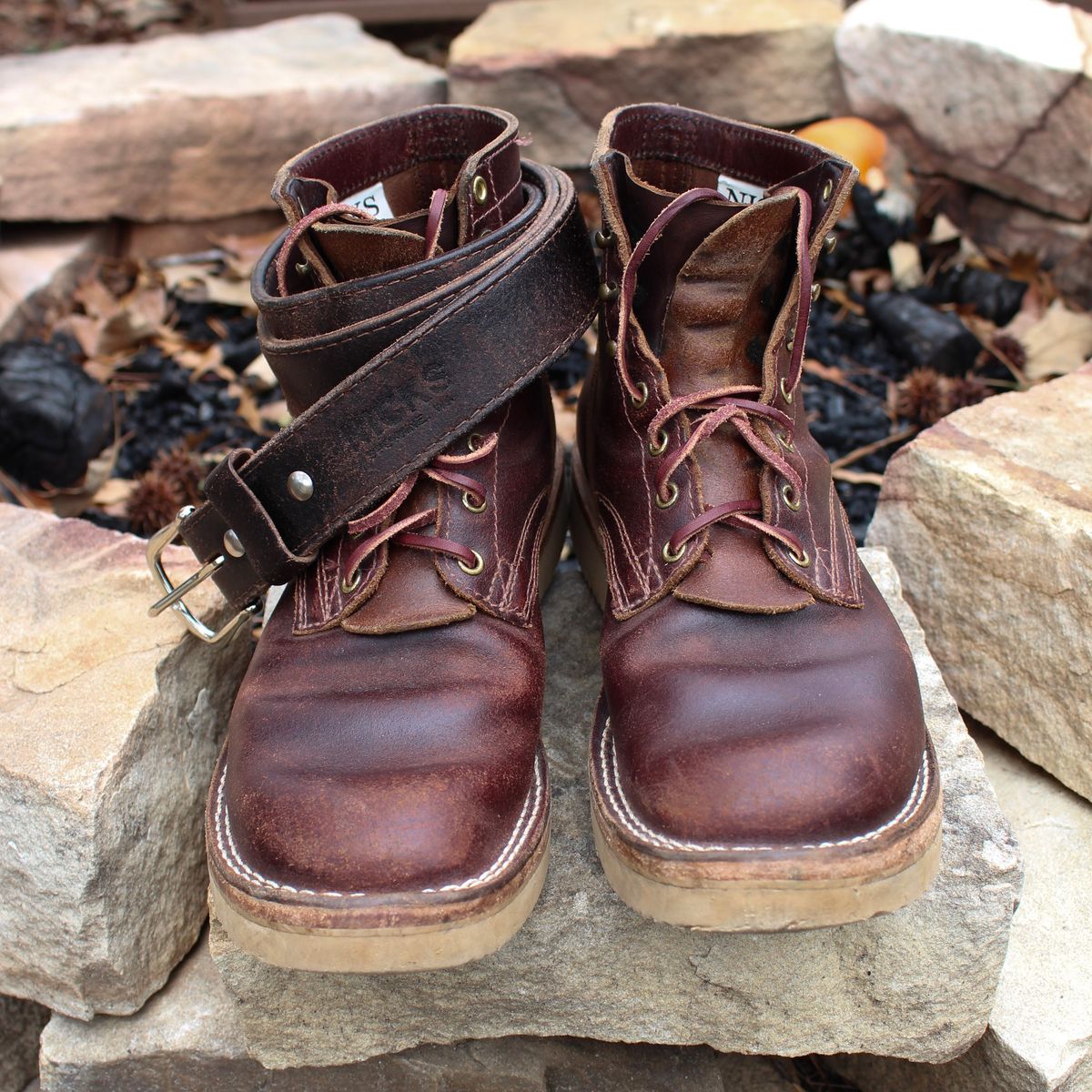 Photo by polishengineering on January 24, 2026 of the Nicks Lace Up Heritage in Horween Tan Waxed Flesh.