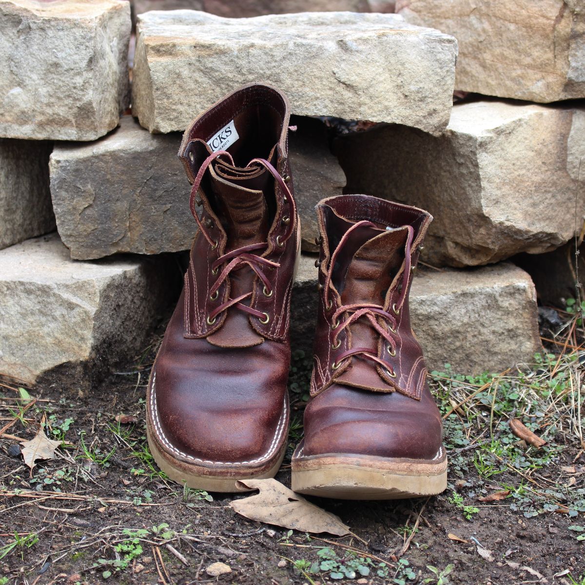 Photo by polishengineering on January 24, 2026 of the Nicks Lace Up Heritage in Horween Tan Waxed Flesh.