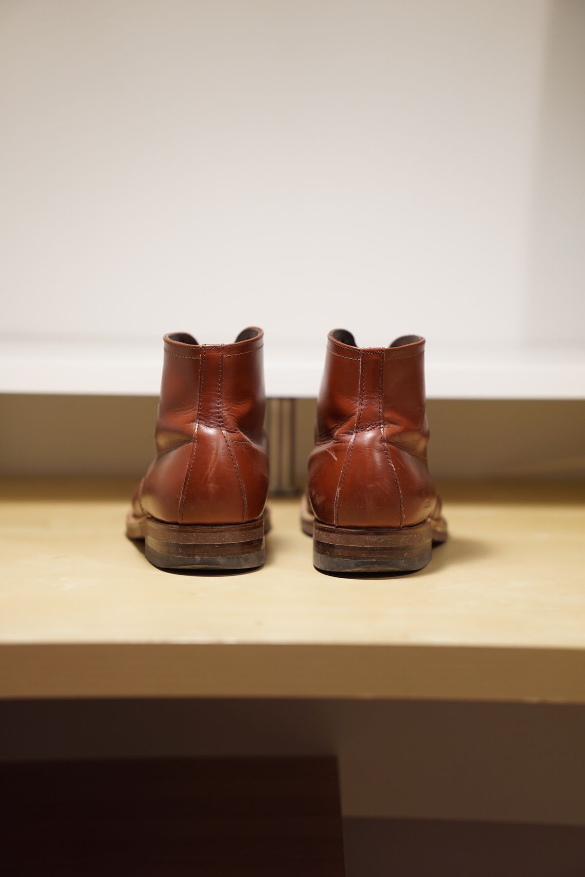 Photo by selvedgeline on December 5, 2022 of the Alden Indy Boot in Unknown Material.