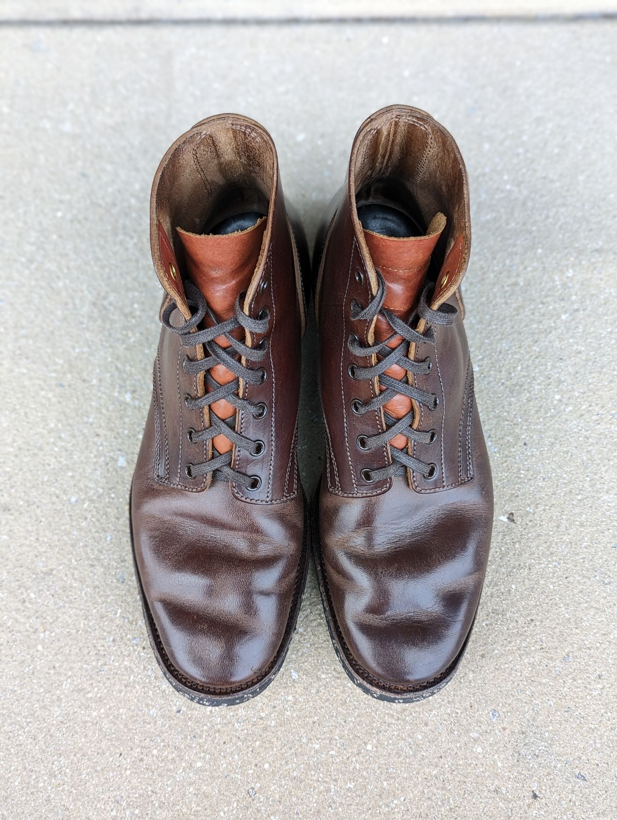 Photo by looking.down_ on November 1, 2022 of the Clinch Yeager Boots in Brown-Overdyed Horsebutt.