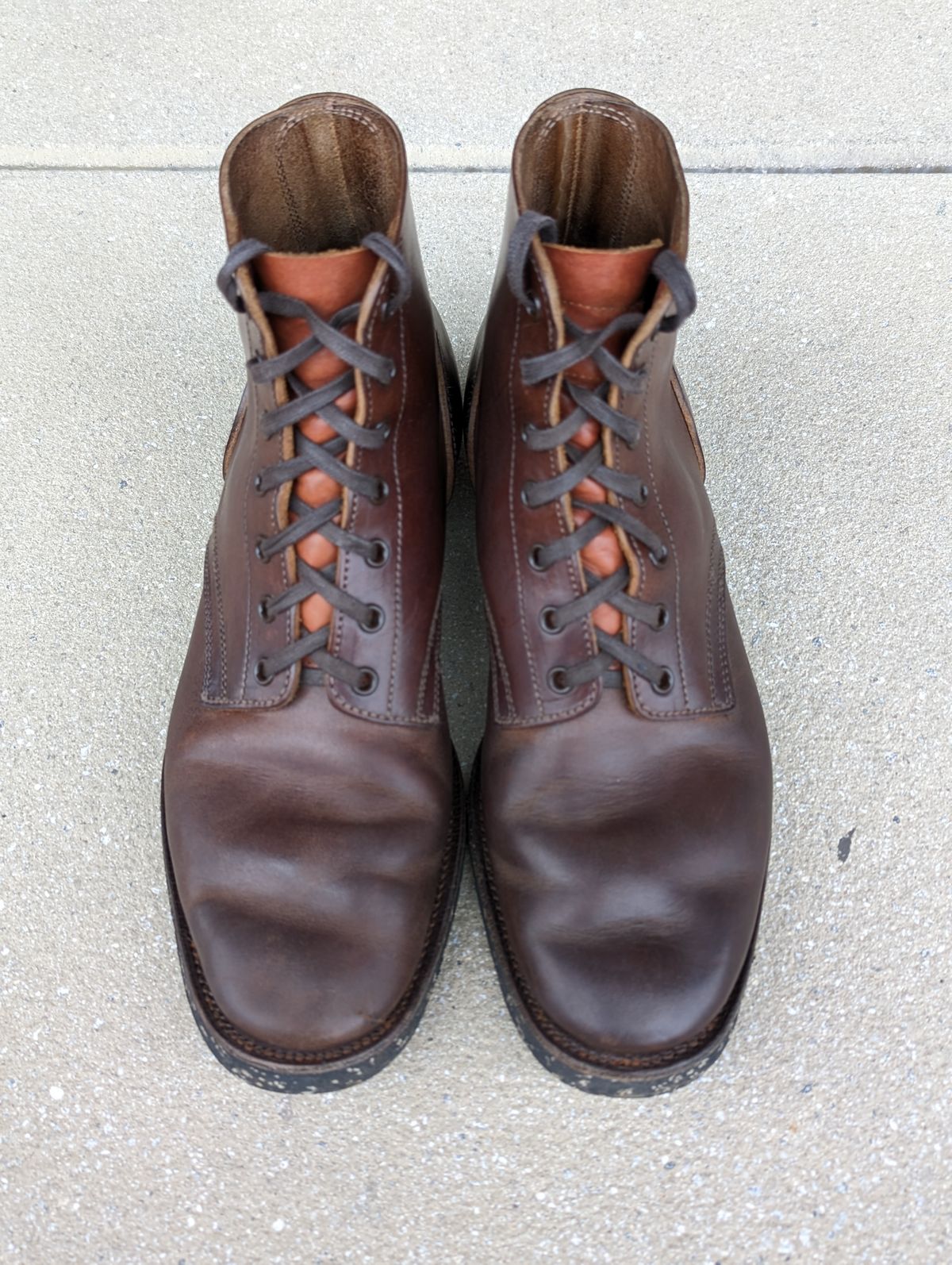 Photo by looking.down_ on January 4, 2023 of the Clinch Yeager Boots in Brown-Overdyed Horsebutt.