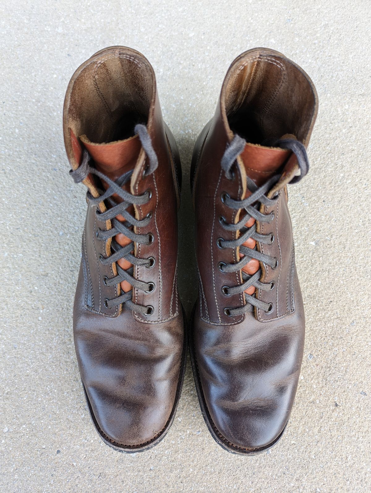 Photo by looking.down_ on February 5, 2023 of the Clinch Yeager Boots in Brown-Overdyed Horsebutt.
