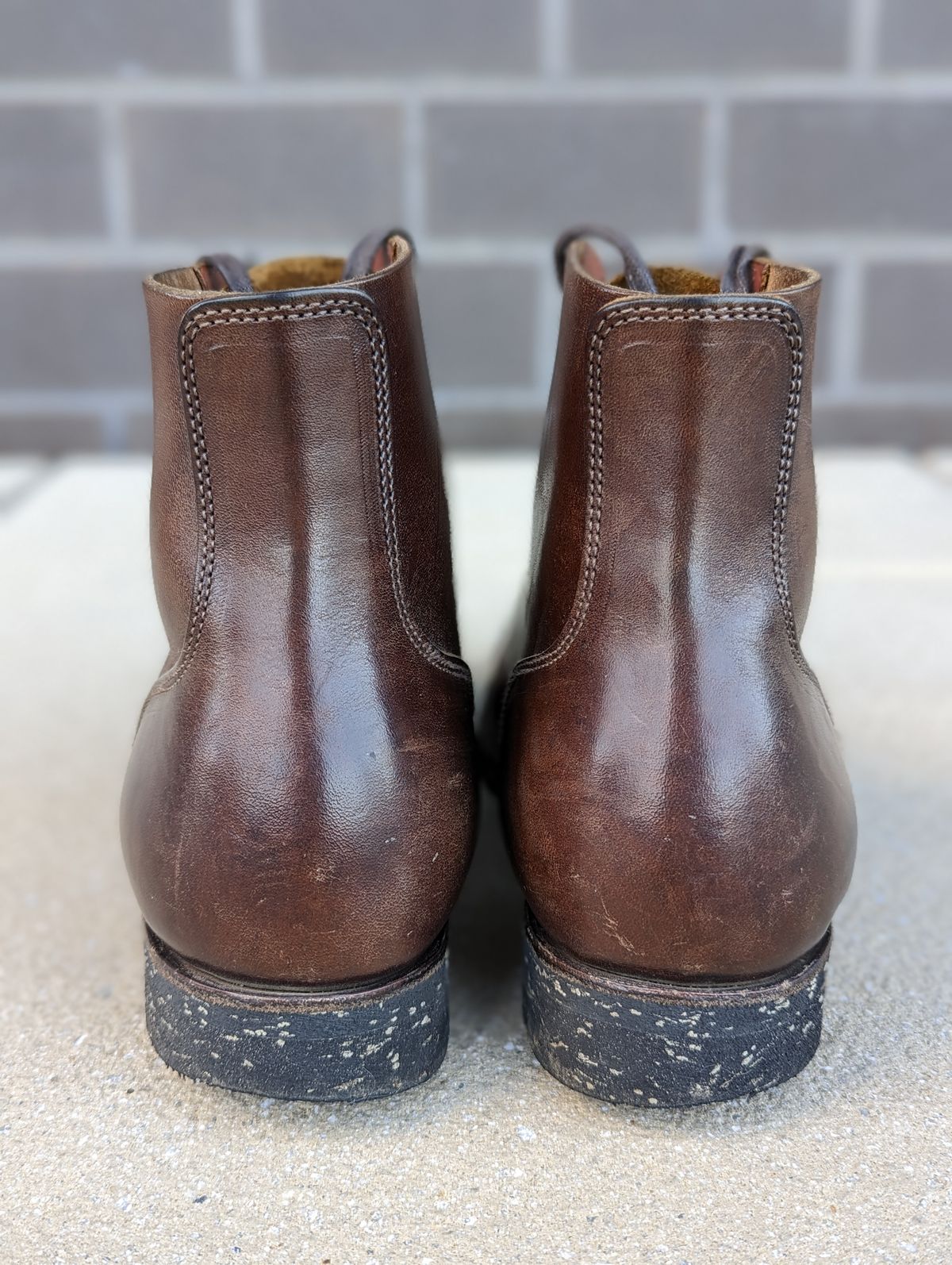 Photo by looking.down_ on March 4, 2023 of the Clinch Yeager Boots in Brown-Overdyed Horsebutt.