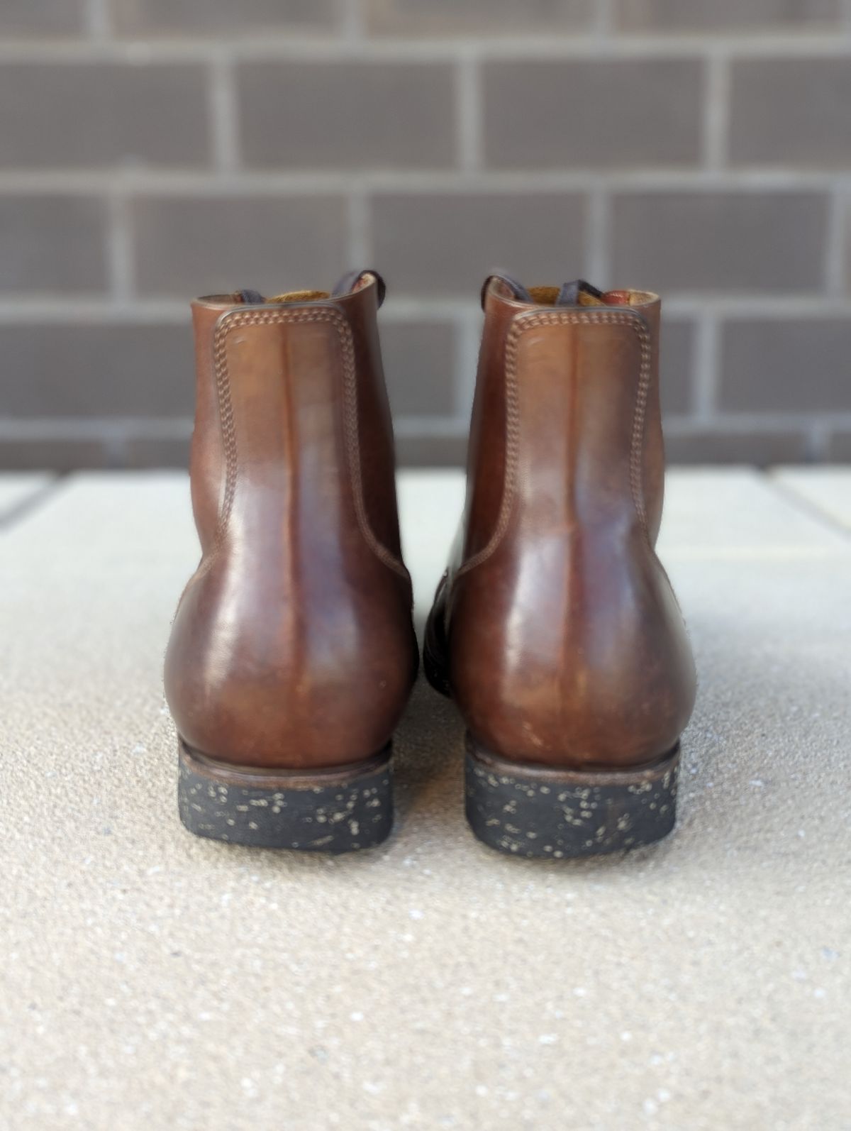 Photo by looking.down_ on April 5, 2023 of the Clinch Yeager Boots in Brown-Overdyed Horsebutt.