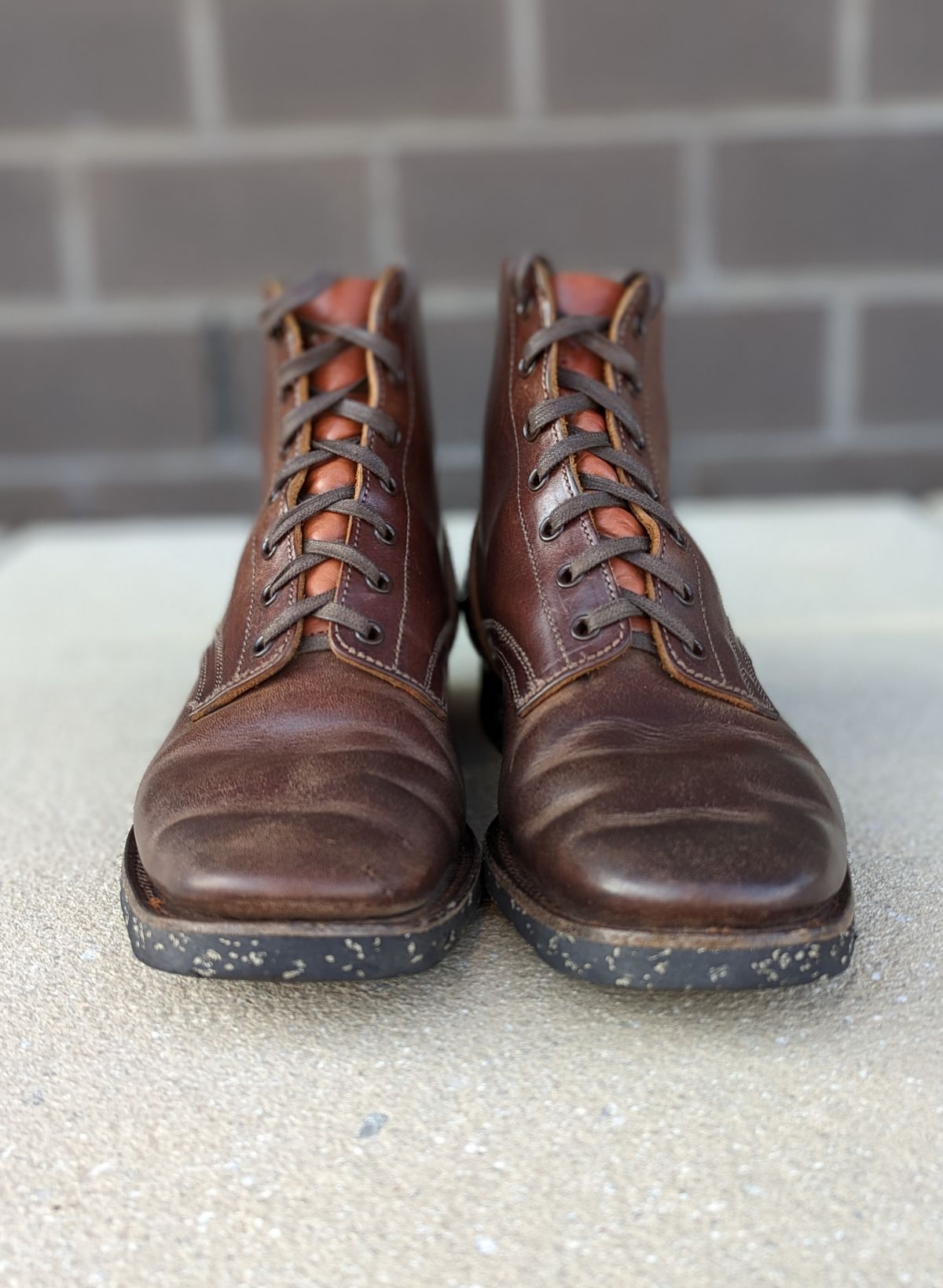 Photo by looking.down_ on April 5, 2023 of the Clinch Yeager Boots in Brown-Overdyed Horsebutt.