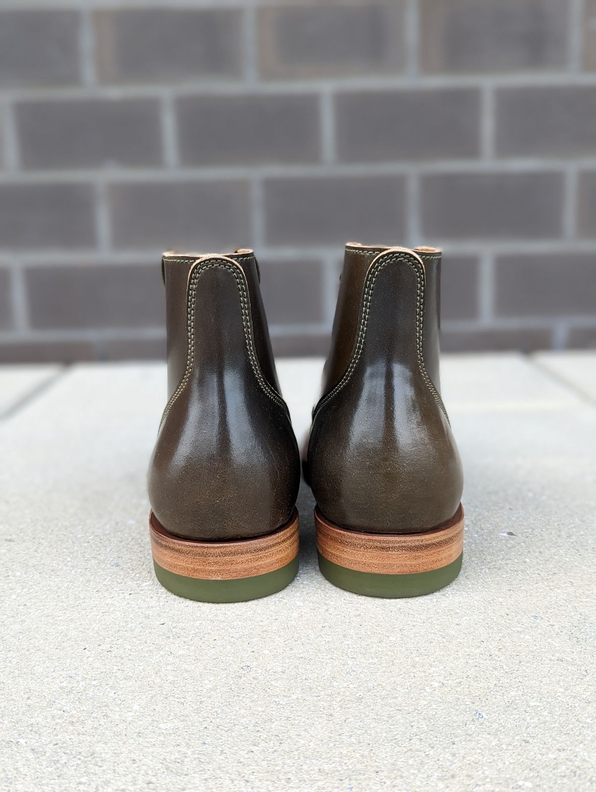 Photo by looking.down_ on November 1, 2022 of the Quan Shoemaker Unknown Model in Horween Dark Cognac Shell Cordovan.