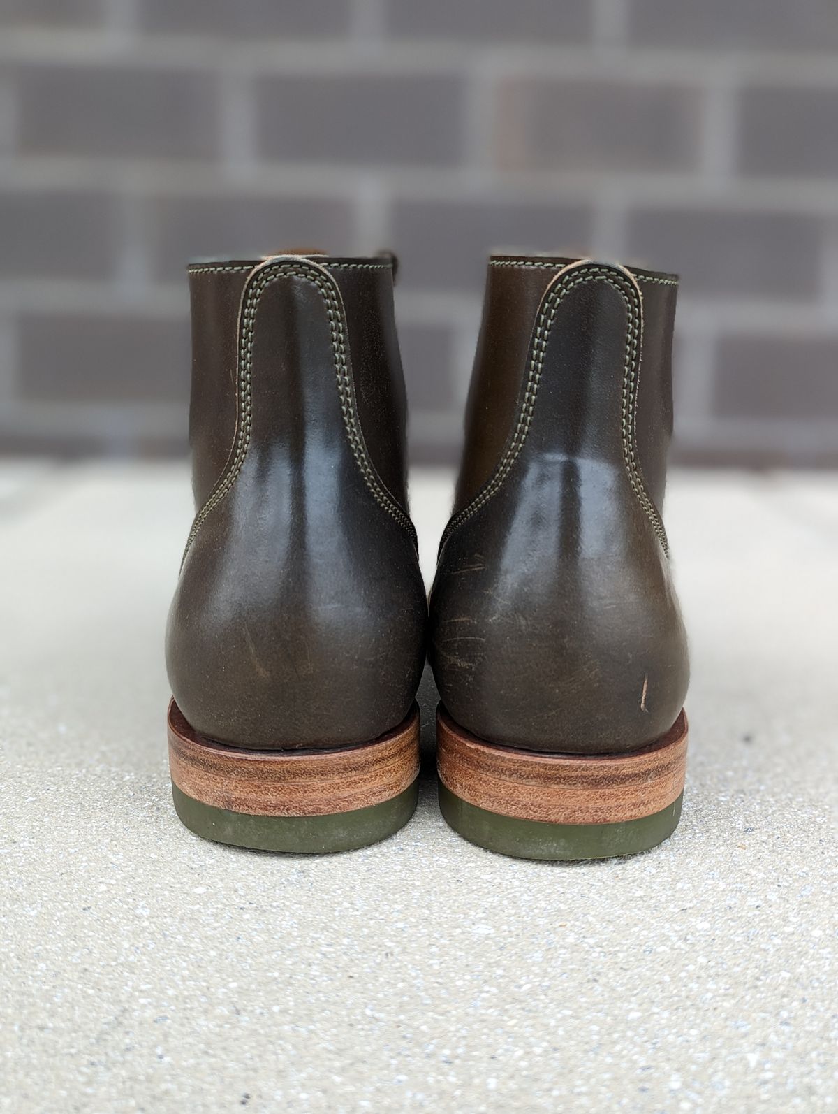 Photo by looking.down_ on January 4, 2023 of the Quan Shoemaker Unknown Model in Horween Dark Cognac Shell Cordovan.