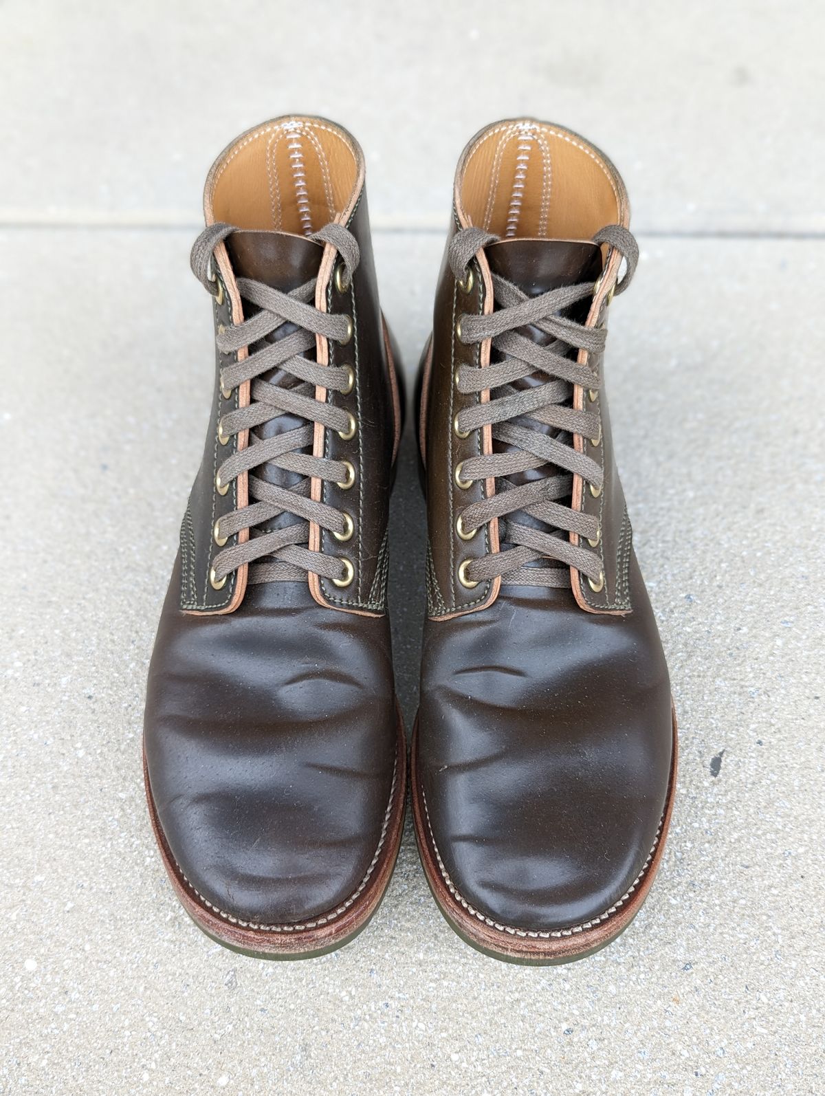 Photo by looking.down_ on January 4, 2023 of the Quan Shoemaker Unknown Model in Horween Dark Cognac Shell Cordovan.