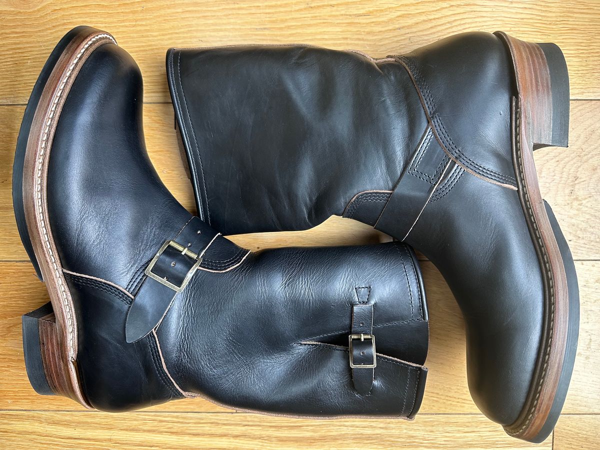 Photo by TheGiuce on October 26, 2023 of the John Lofgren Wabash Engineer Boots in Horween Black Chromexcel.