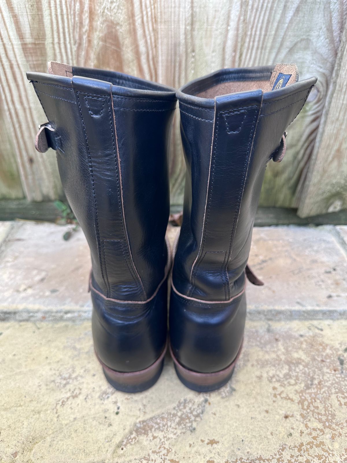Photo by TheGiuce on November 5, 2023 of the John Lofgren Wabash Engineer Boots in Horween Black Chromexcel.