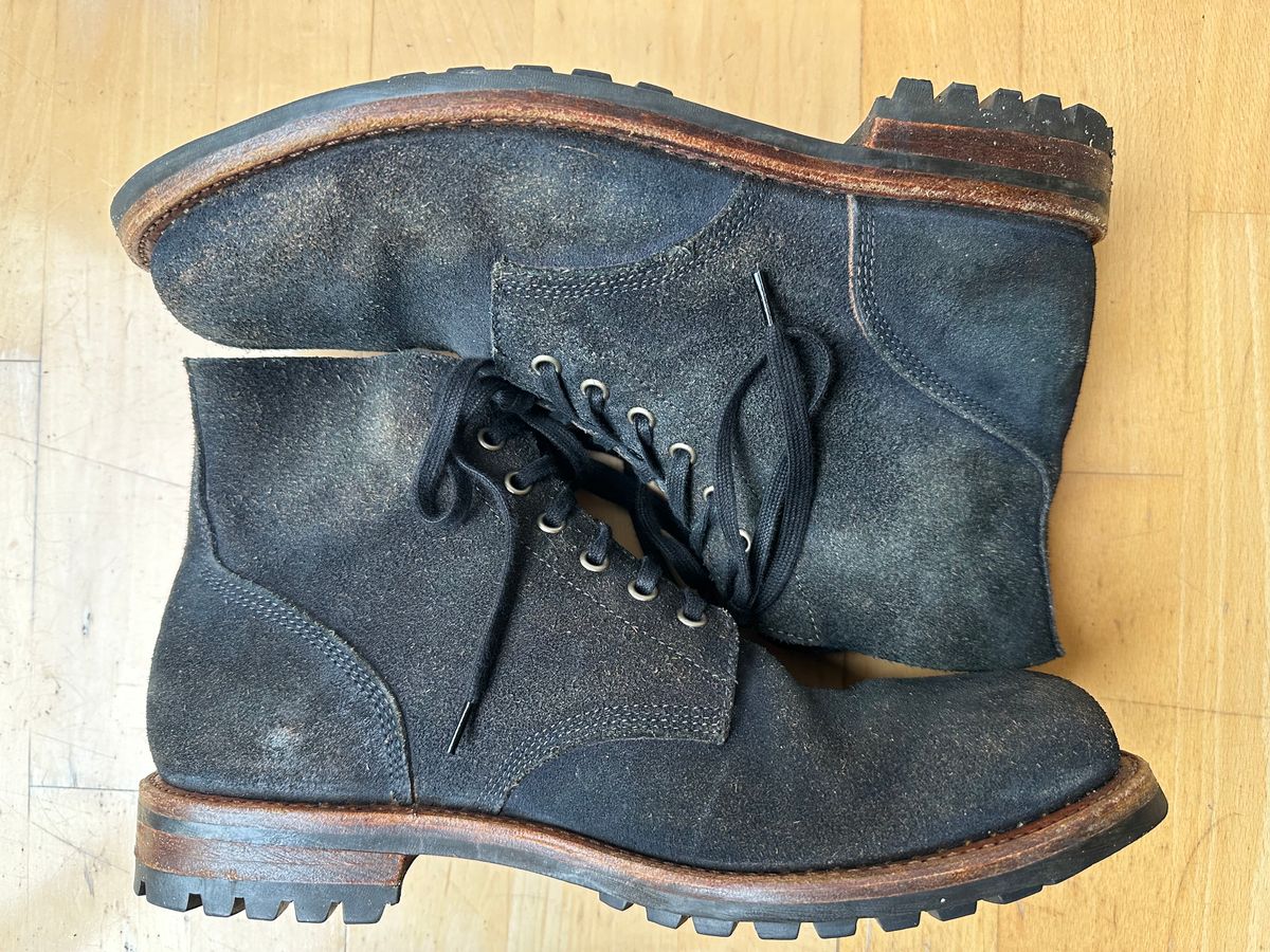 Photo by TheGiuce on February 3, 2024 of the Oak Street Bootmakers Field Boot in Horween Natural Indigo Chromexcel Roughout.