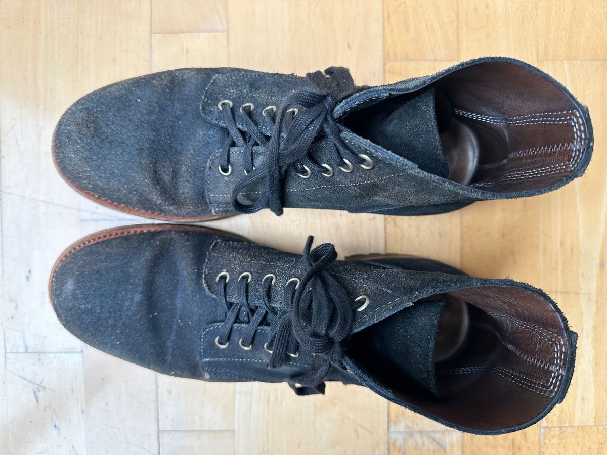 Photo by TheGiuce on February 3, 2024 of the Oak Street Bootmakers Field Boot in Horween Natural Indigo Chromexcel Roughout.