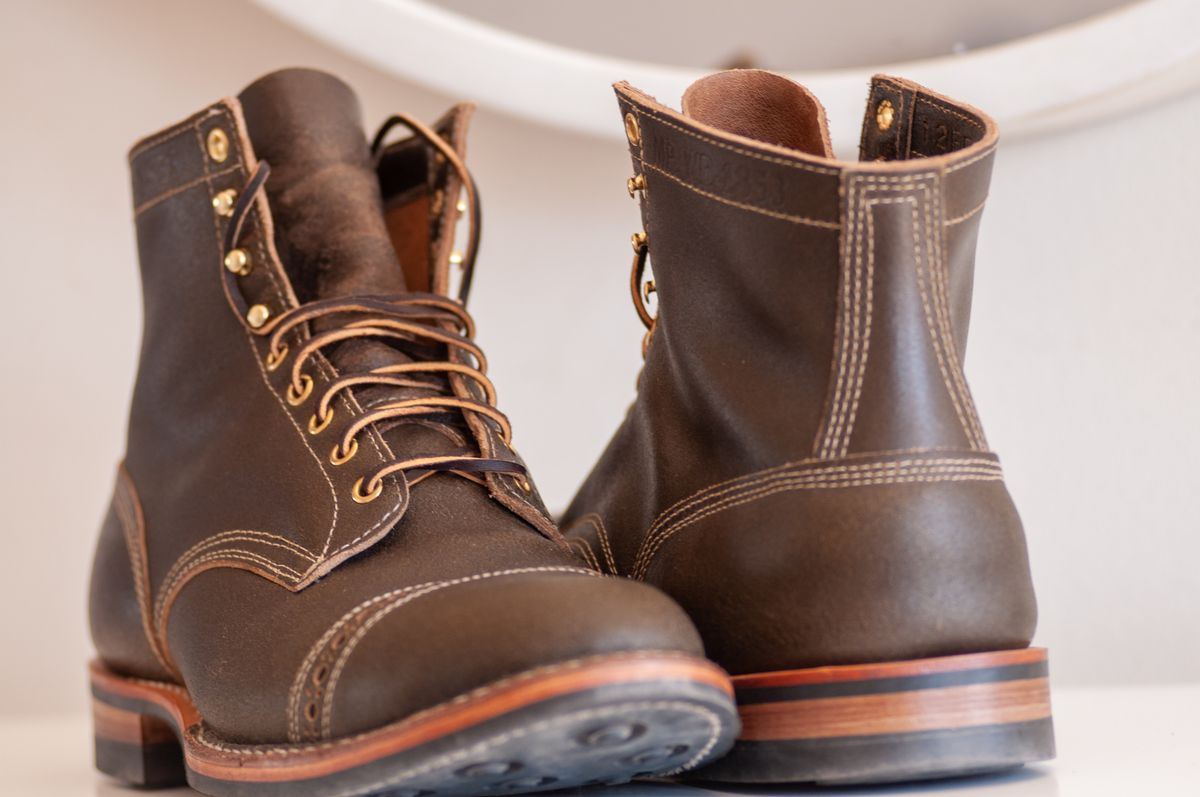 Photo by Hellraysaz on May 26, 2021 of the White's MP-Sherman Toe Cap in Horween Olive Waxed Flesh.