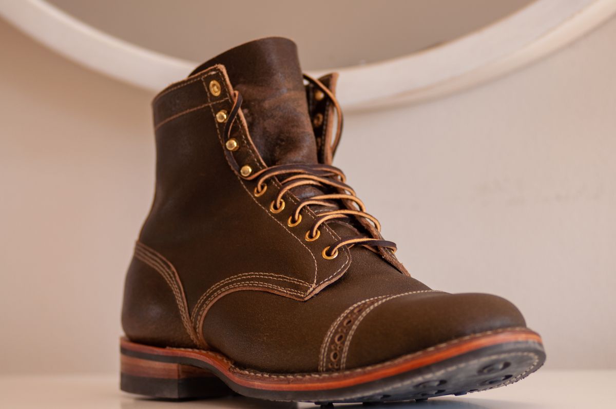 Photo by Hellraysaz on May 26, 2021 of the White's MP-Sherman Toe Cap in Horween Olive Waxed Flesh.