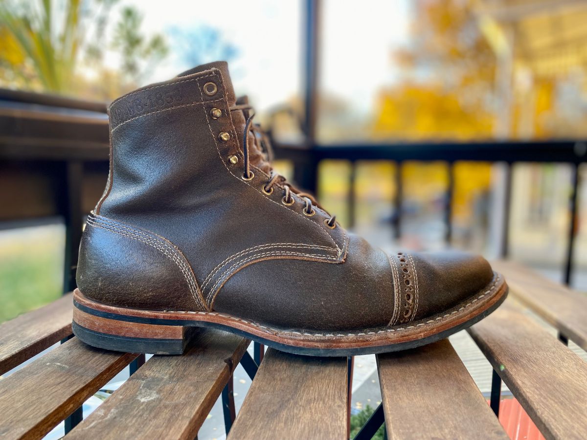 Photo by Hellraysaz on November 1, 2021 of the White's MP-Sherman Toe Cap in Horween Olive Waxed Flesh.