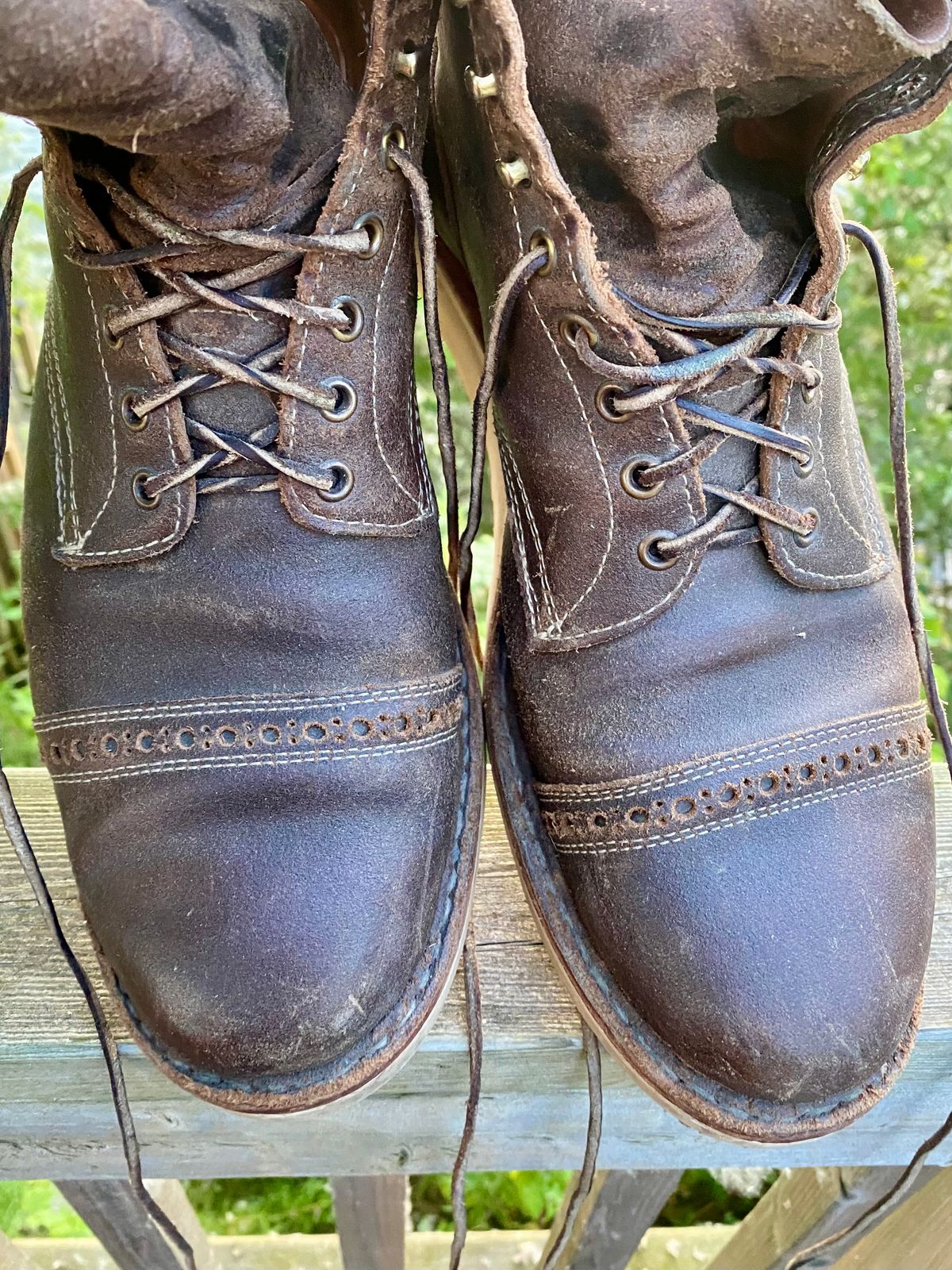 Photo by Hellraysaz on July 10, 2025 of the White's MP-Sherman Toe Cap in Horween Olive Waxed Flesh.