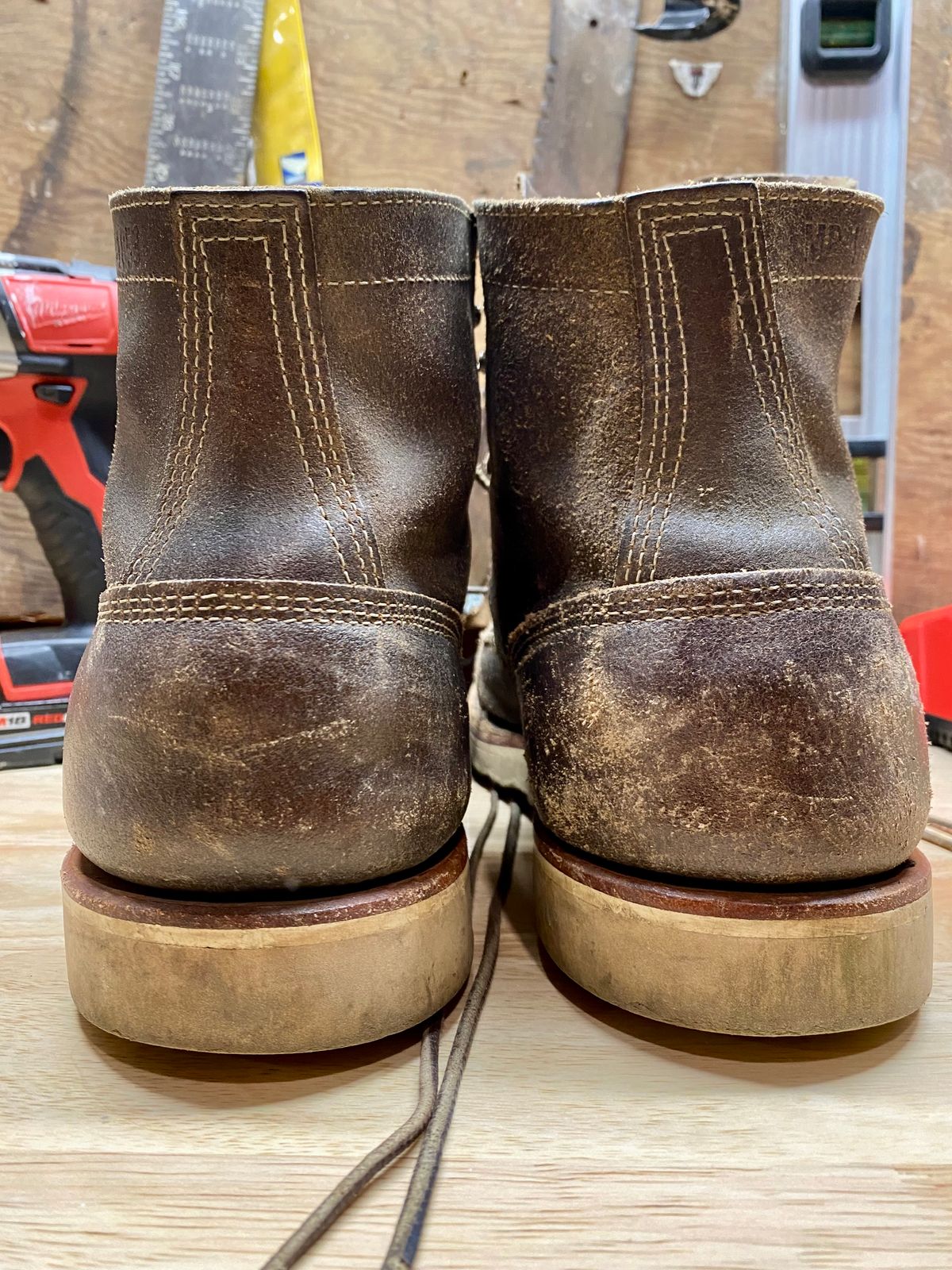 Photo by Hellraysaz on October 12, 2025 of the White's MP-Sherman Toe Cap in Horween Olive Waxed Flesh.