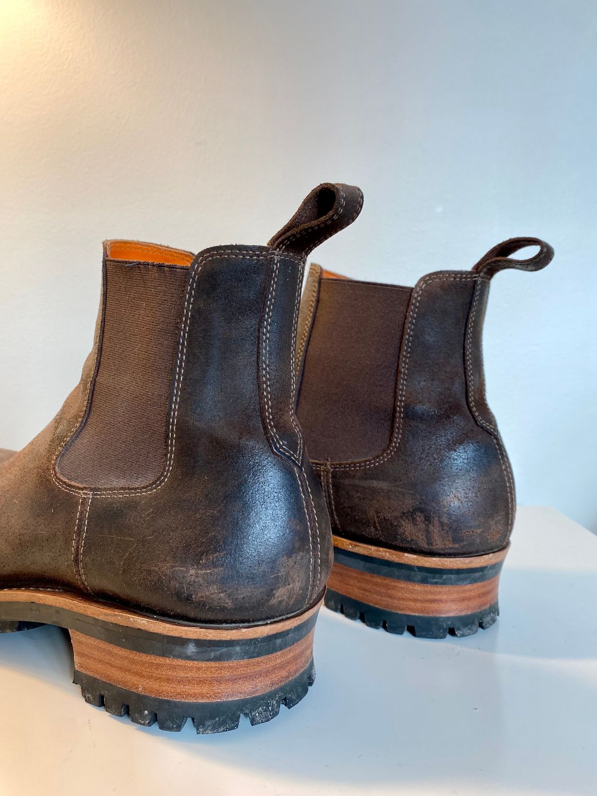 Photo by Hellraysaz on December 2, 2024 of the Bordon Isidro in Waxy medium Brown.