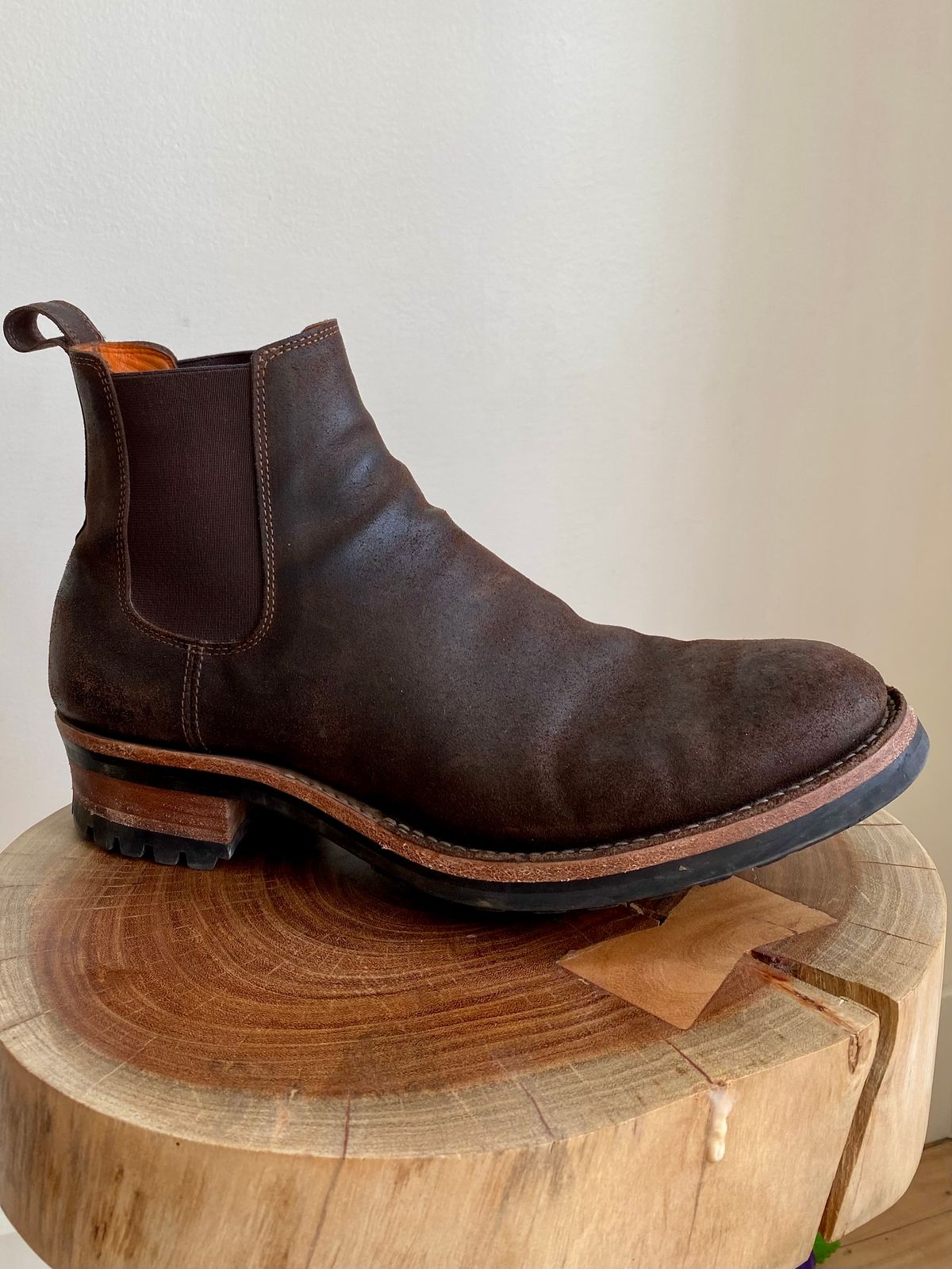 Photo by Hellraysaz on April 18, 2025 of the Bordon Isidro in Waxy medium Brown.