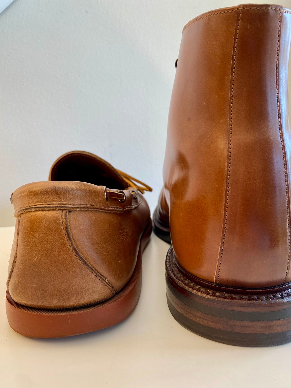 Photo by Hellraysaz on September 15, 2023 of the Rancourt & Co. Gilman Camp Moc in Horween Natural Chromexcel.