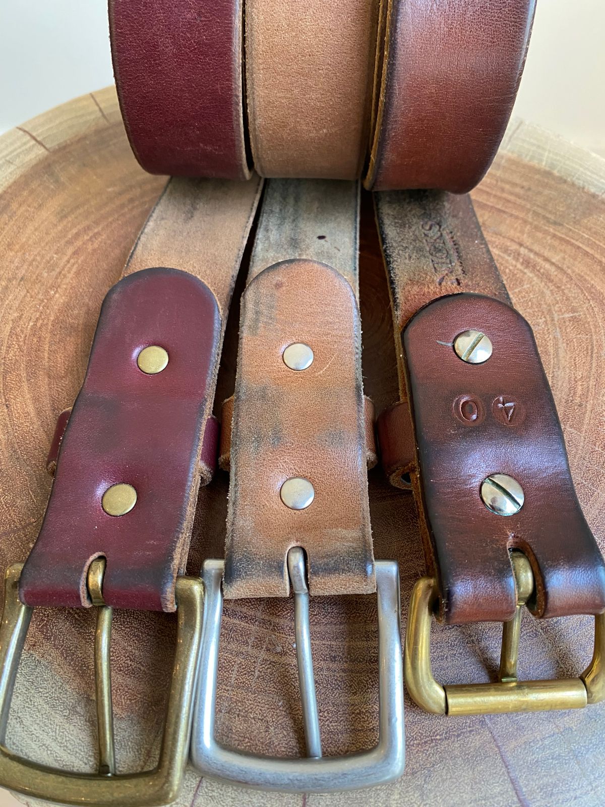 Photo by Hellraysaz on August 14, 2025 of the Nicks Belt in Wickett & Craig Medium Brown English Bridle.