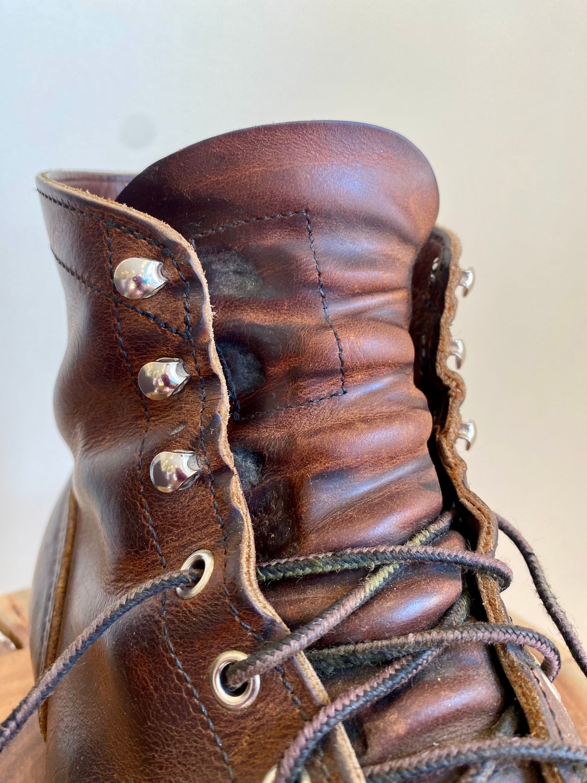 Photo by Hellraysaz on September 13, 2024 of the Red Wing Iron Ranger in S.B. Foot Copper Rough and Tough.