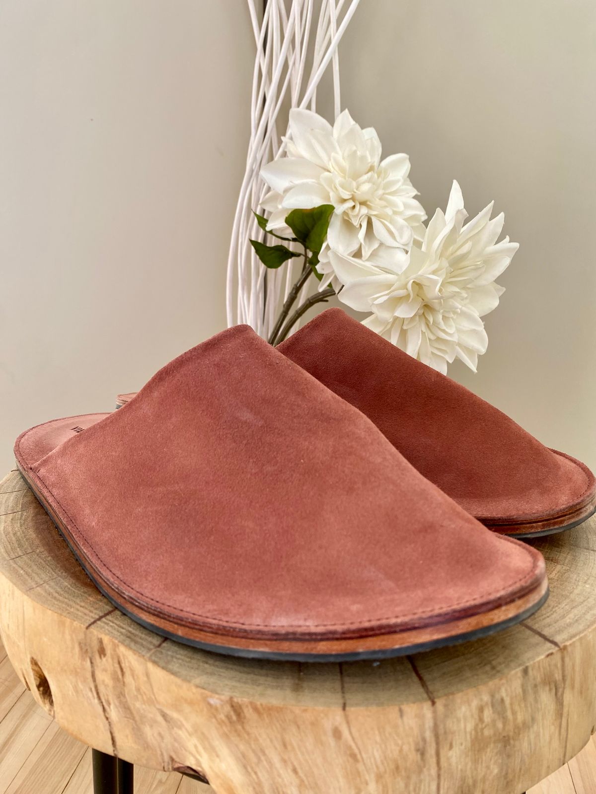 Photo by Hellraysaz on February 2, 2026 of the Viberg Slide in Terre Calf Suede.