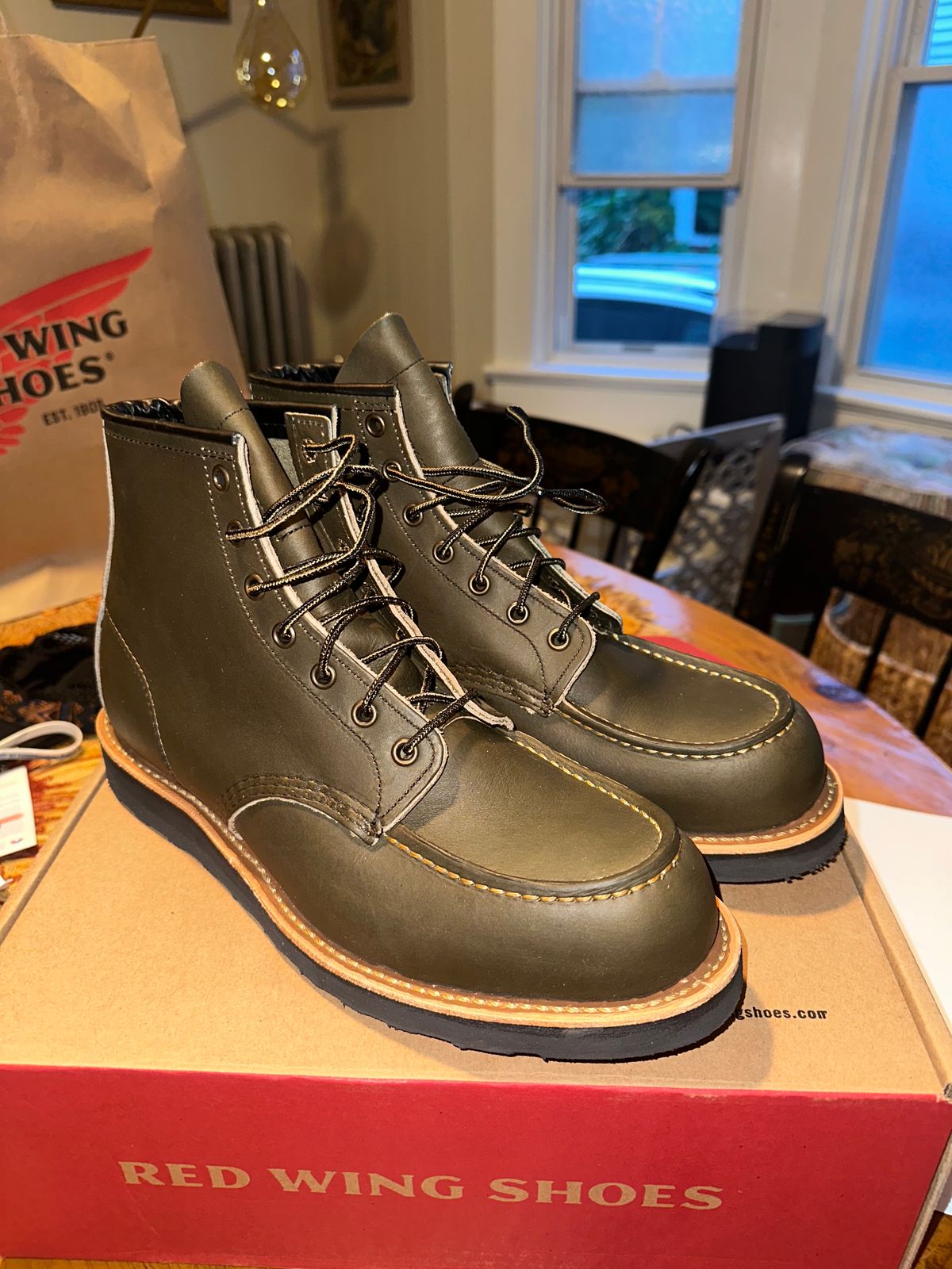 Photo by cardenazul on October 21, 2023 of the Red Wing 6-Inch Classic Moc in S.B. Foot Alpine Portage.