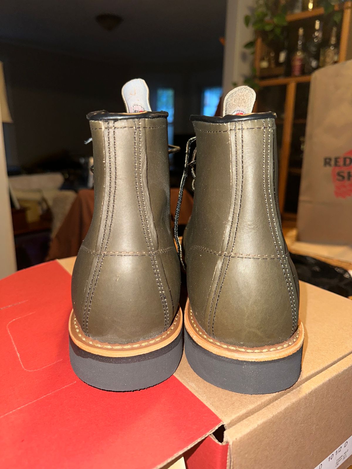 Photo by cardenazul on October 21, 2023 of the Red Wing 6-Inch Classic Moc in S.B. Foot Alpine Portage.