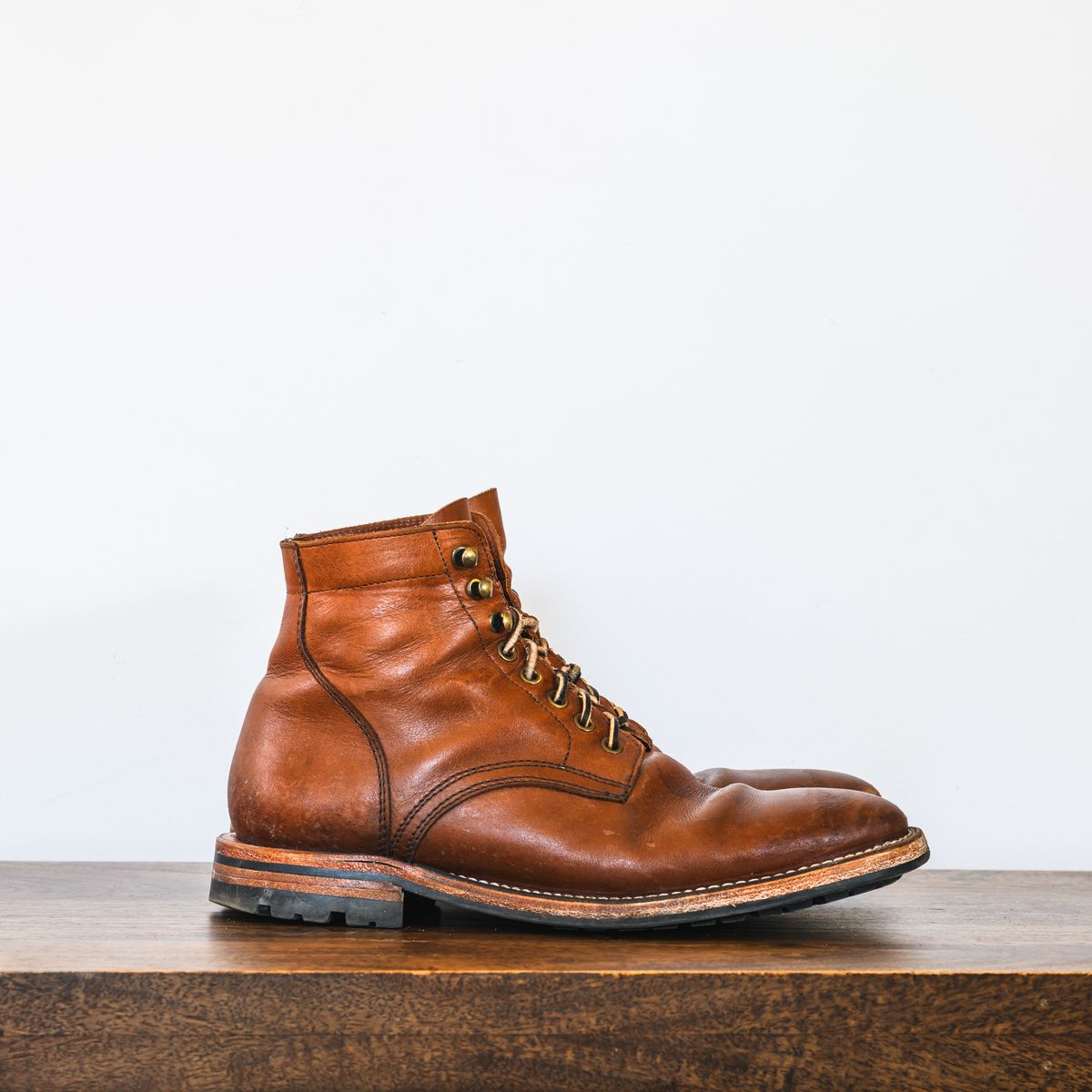 Photo by ABPhoto on March 1, 2025 of the Parkhurst The Allen in Tempesti Cognac Veg Tan.