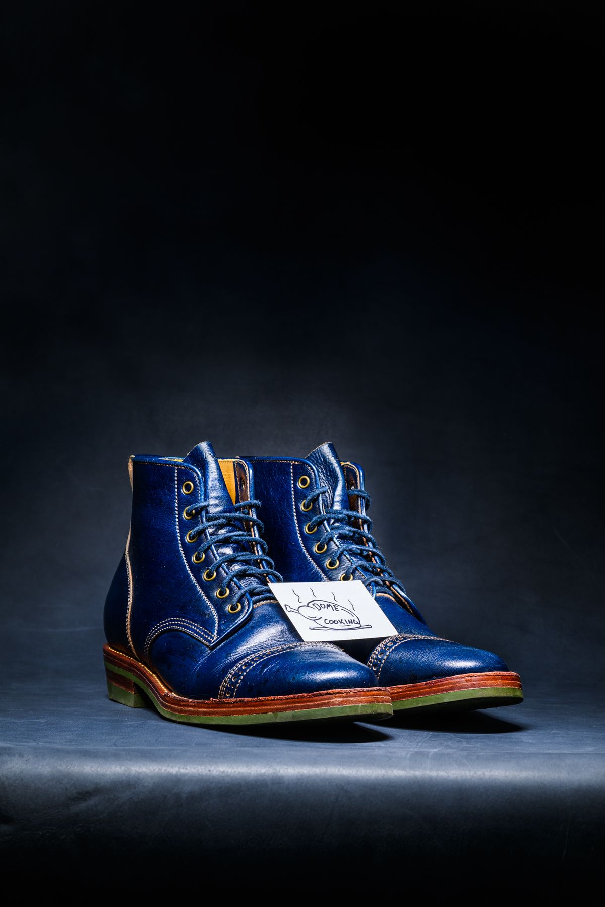Photo by ABPhoto on November 1, 2025 of the Jakkrabbits Officer Boots in Jakkrabbits Heritage Veg Tan Hand-Dyed Navy.