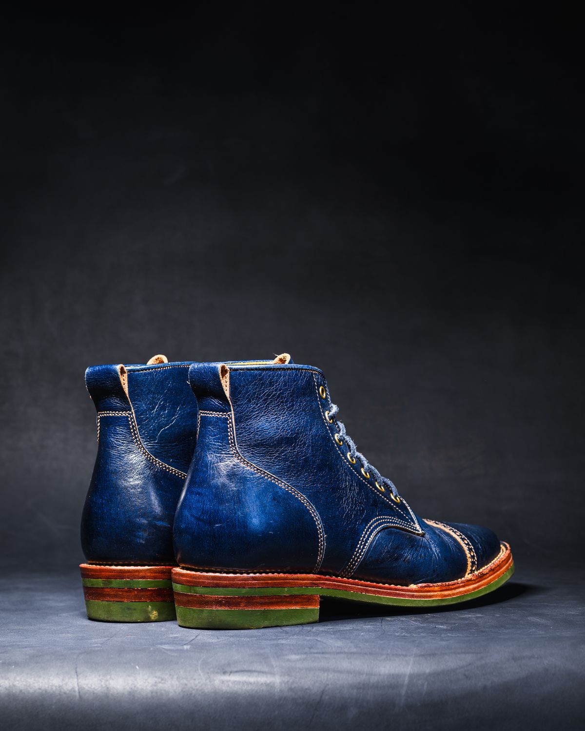 Photo by ABPhoto on December 1, 2025 of the Jakkrabbits Officer Boots in Jakkrabbits Heritage Veg Tan Hand-Dyed Navy.