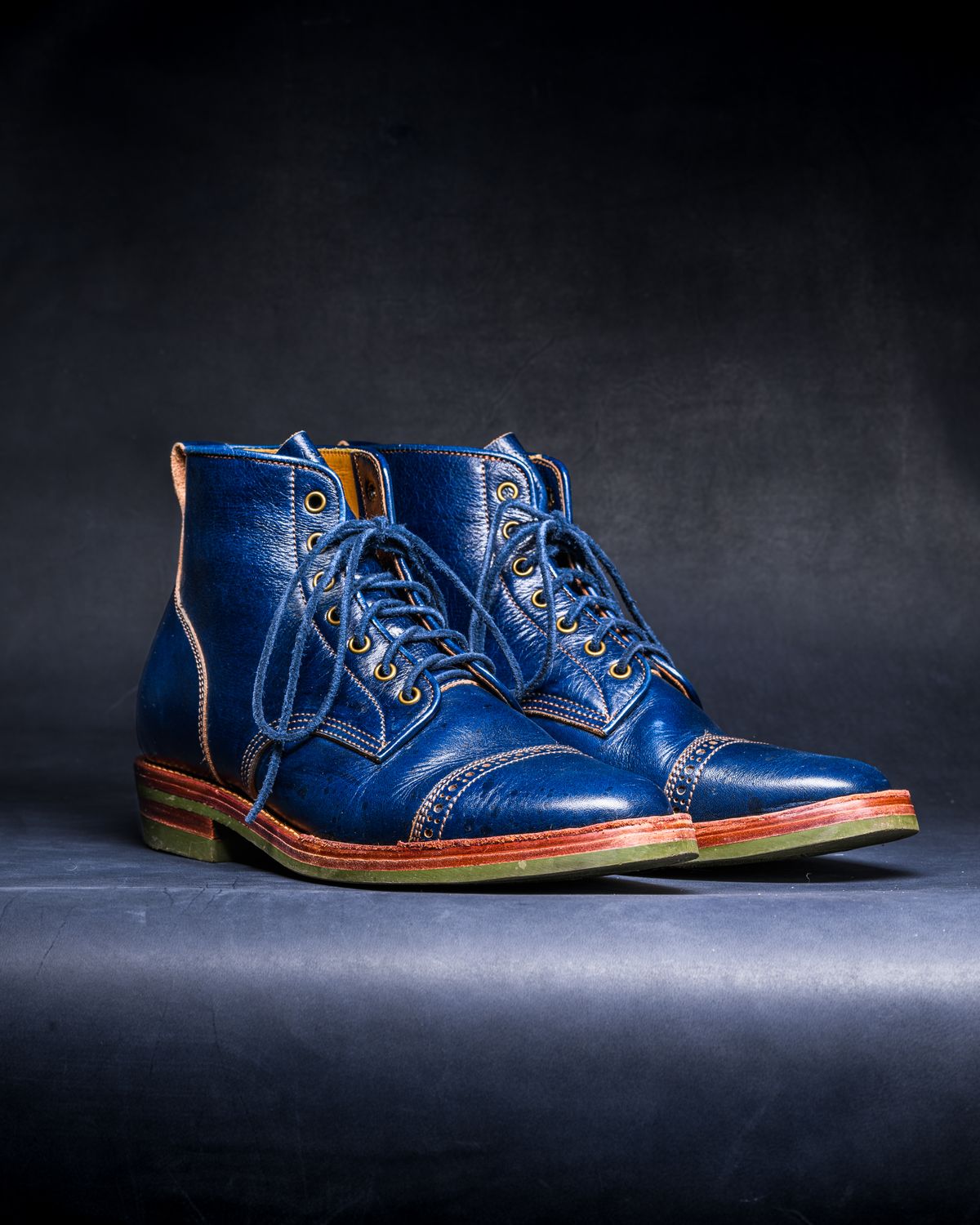 Photo by ABPhoto on March 1, 2026 of the Jakkrabbits Officer Boots in Jakkrabbits Heritage Veg Tan Hand-Dyed Navy.