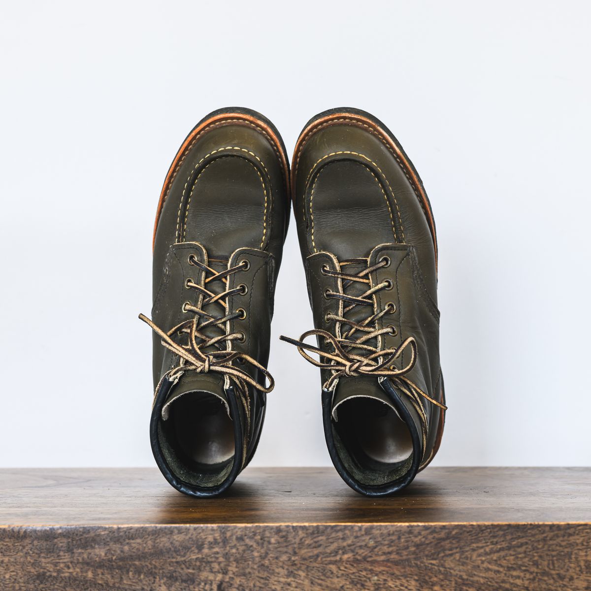 Photo by ABPhoto on November 1, 2023 of the Red Wing 6-Inch Classic Moc in S.B. Foot Alpine Portage.