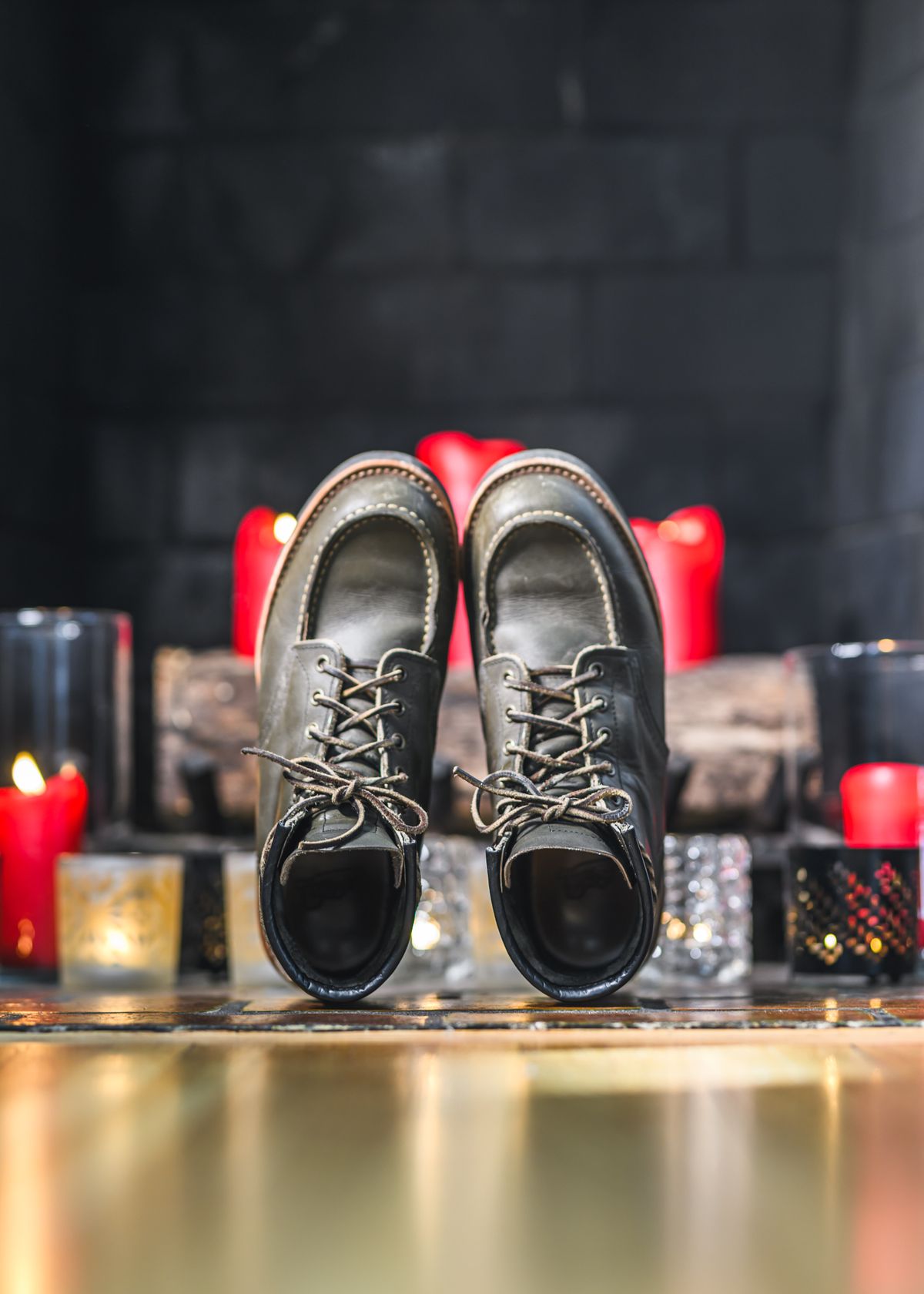 Photo by ABPhoto on December 1, 2023 of the Red Wing 6-Inch Classic Moc in S.B. Foot Alpine Portage.