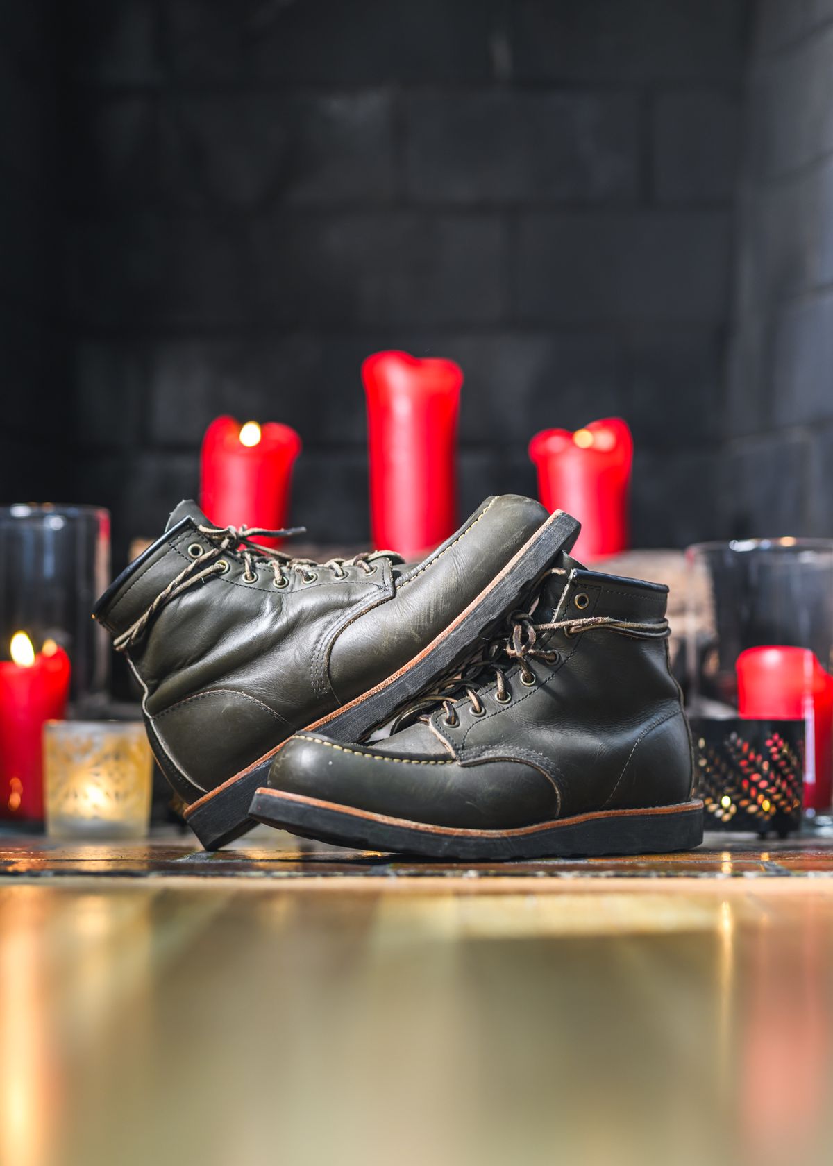 Photo by ABPhoto on December 1, 2023 of the Red Wing 6-Inch Classic Moc in S.B. Foot Alpine Portage.