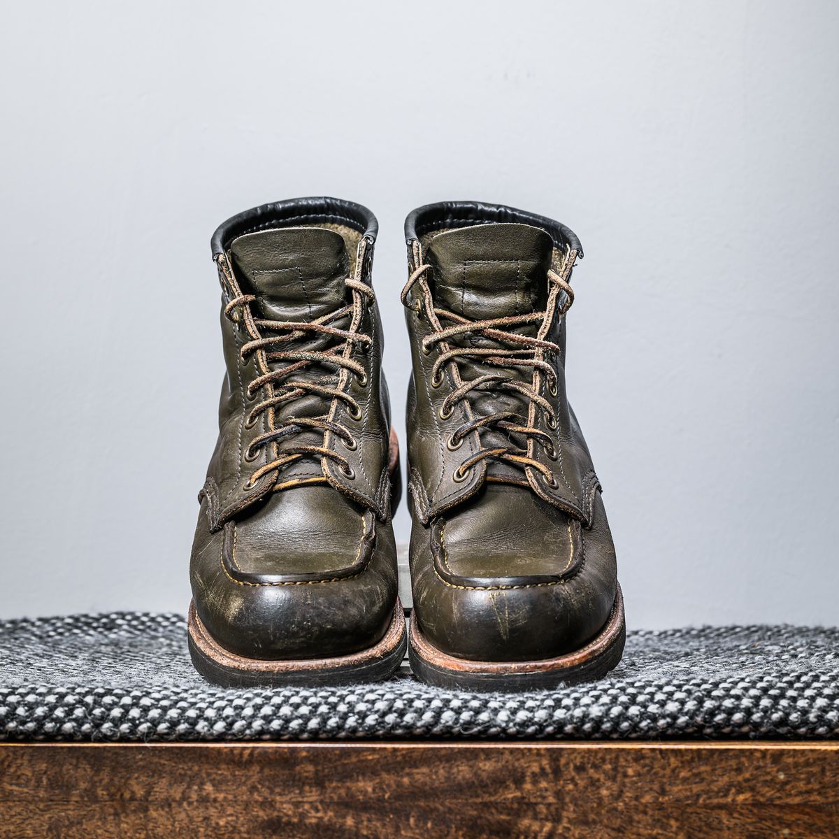 Photo by ABPhoto on February 2, 2024 of the Red Wing 6-Inch Classic Moc in S.B. Foot Alpine Portage.